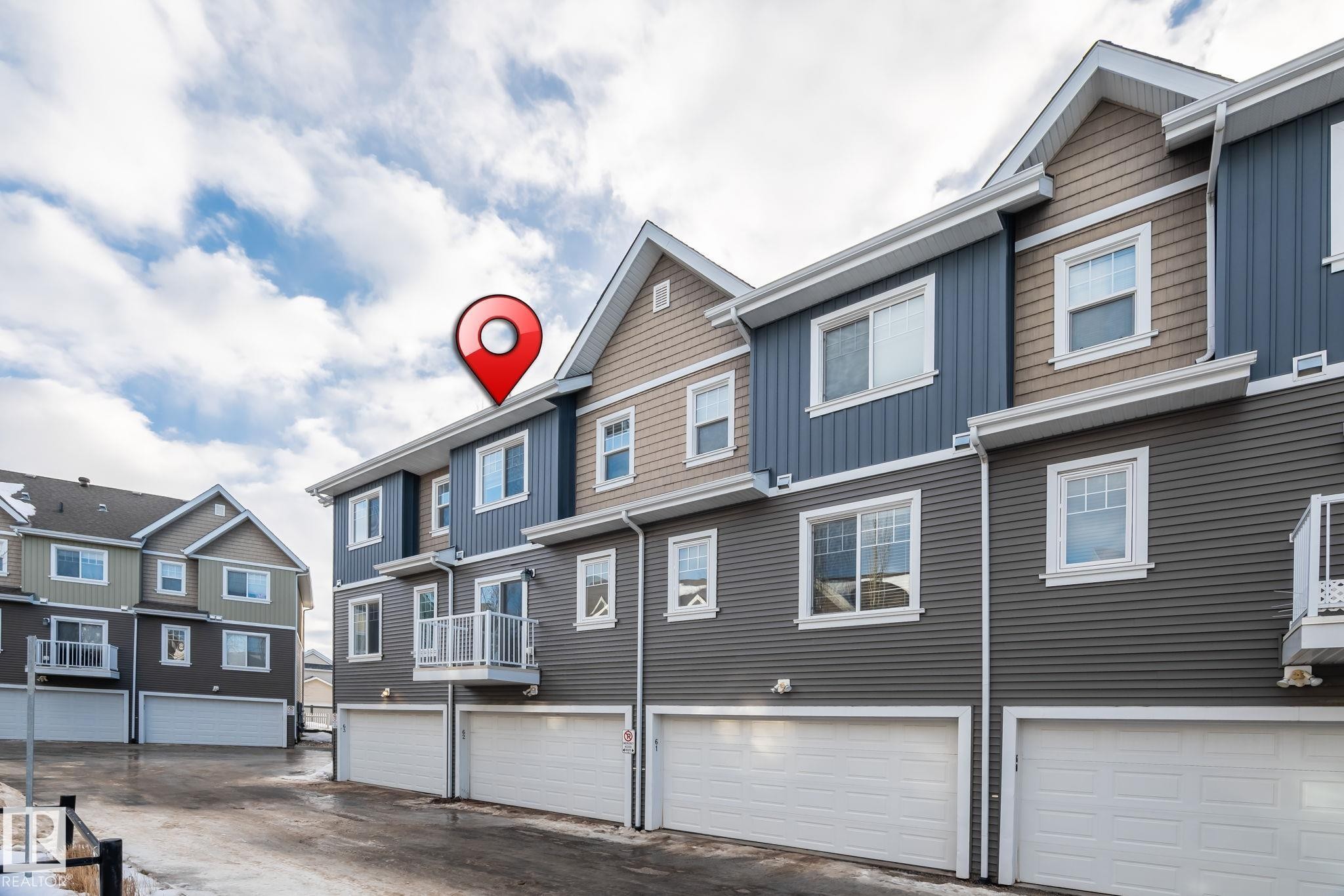 #62 4050 Savaryn Drive Sw, Edmonton, AB - Outdoor