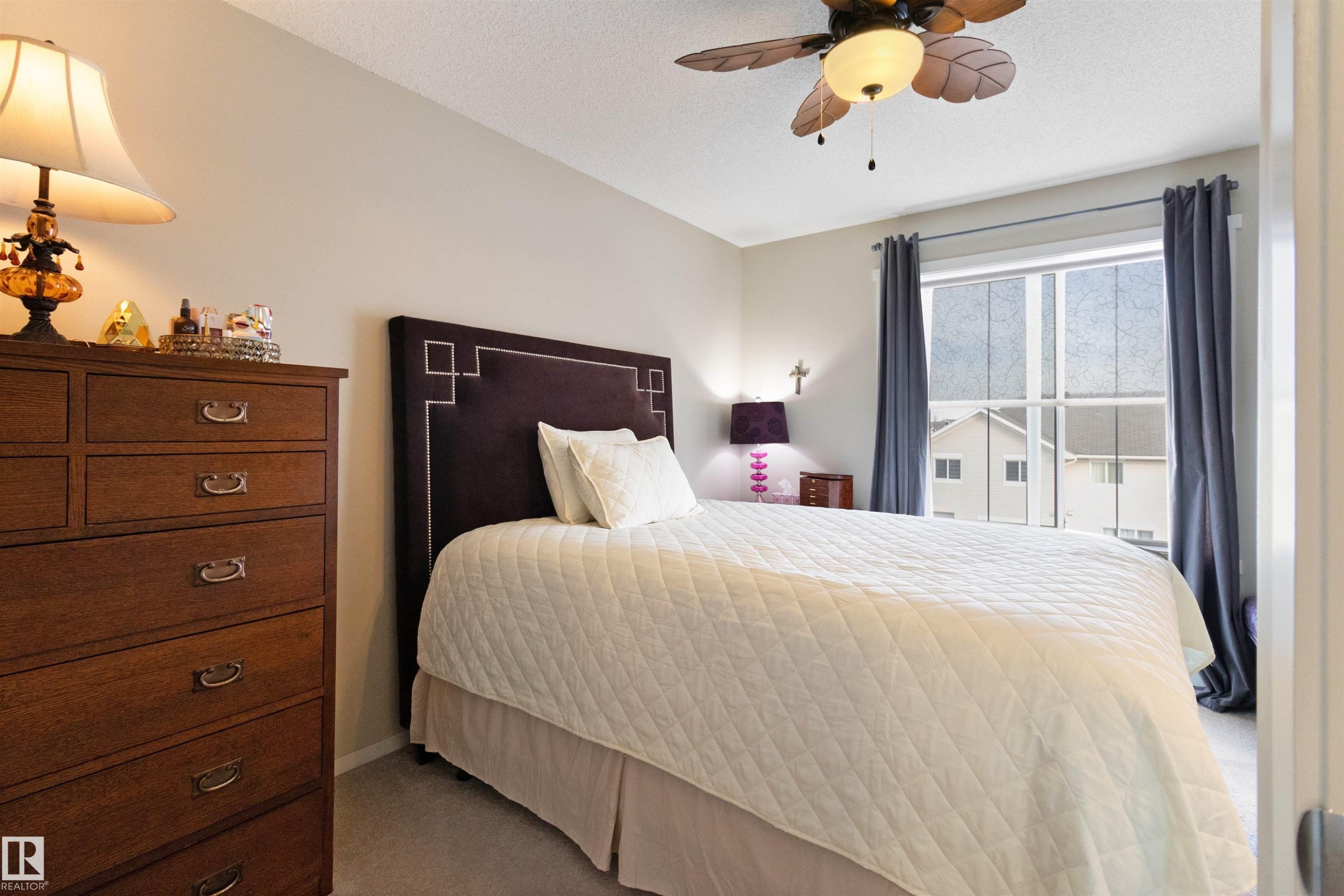157 603 Watt Boulevard, Edmonton, AB - Indoor Photo Showing Bedroom