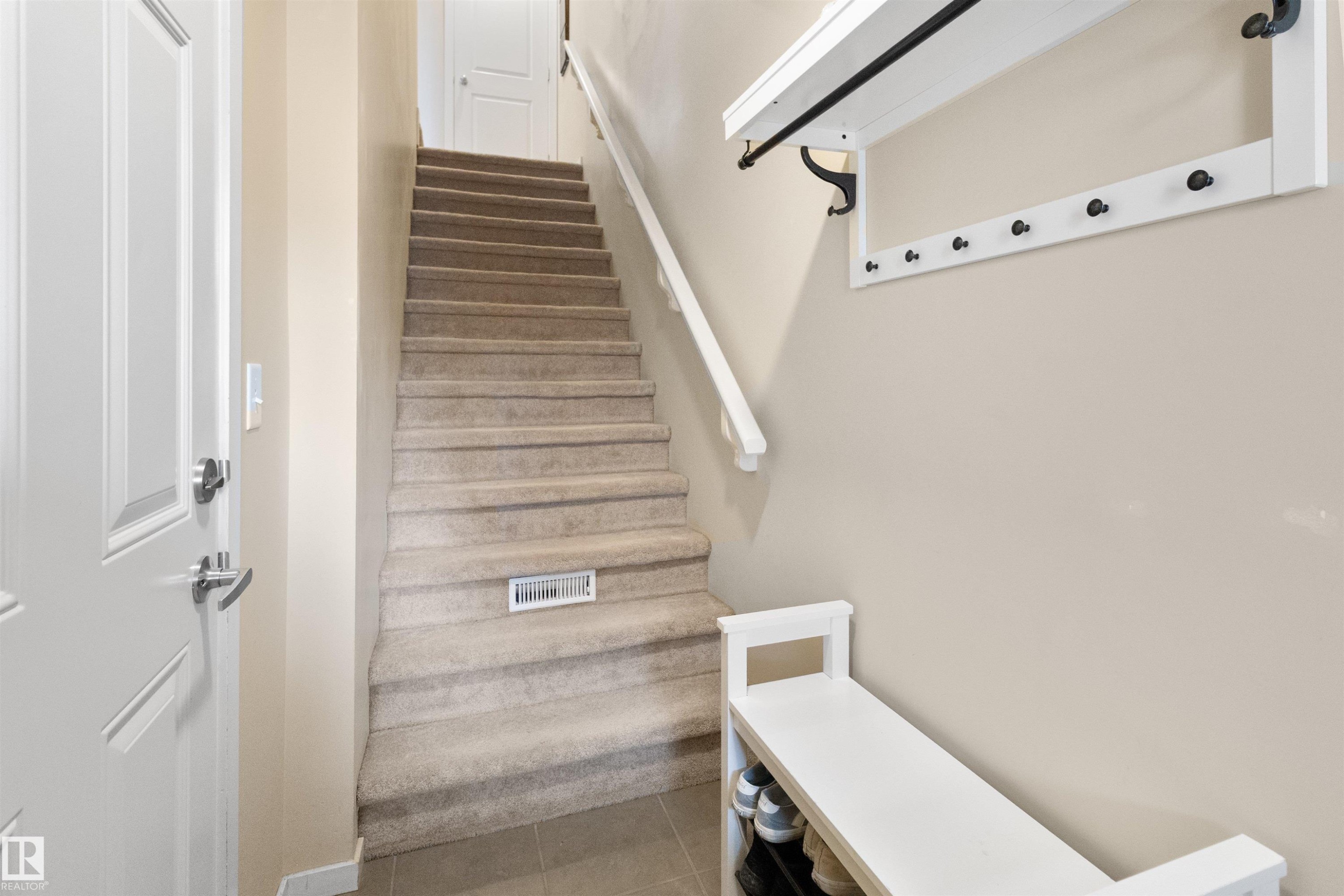 157 603 Watt Boulevard, Edmonton, AB - Indoor Photo Showing Other Room