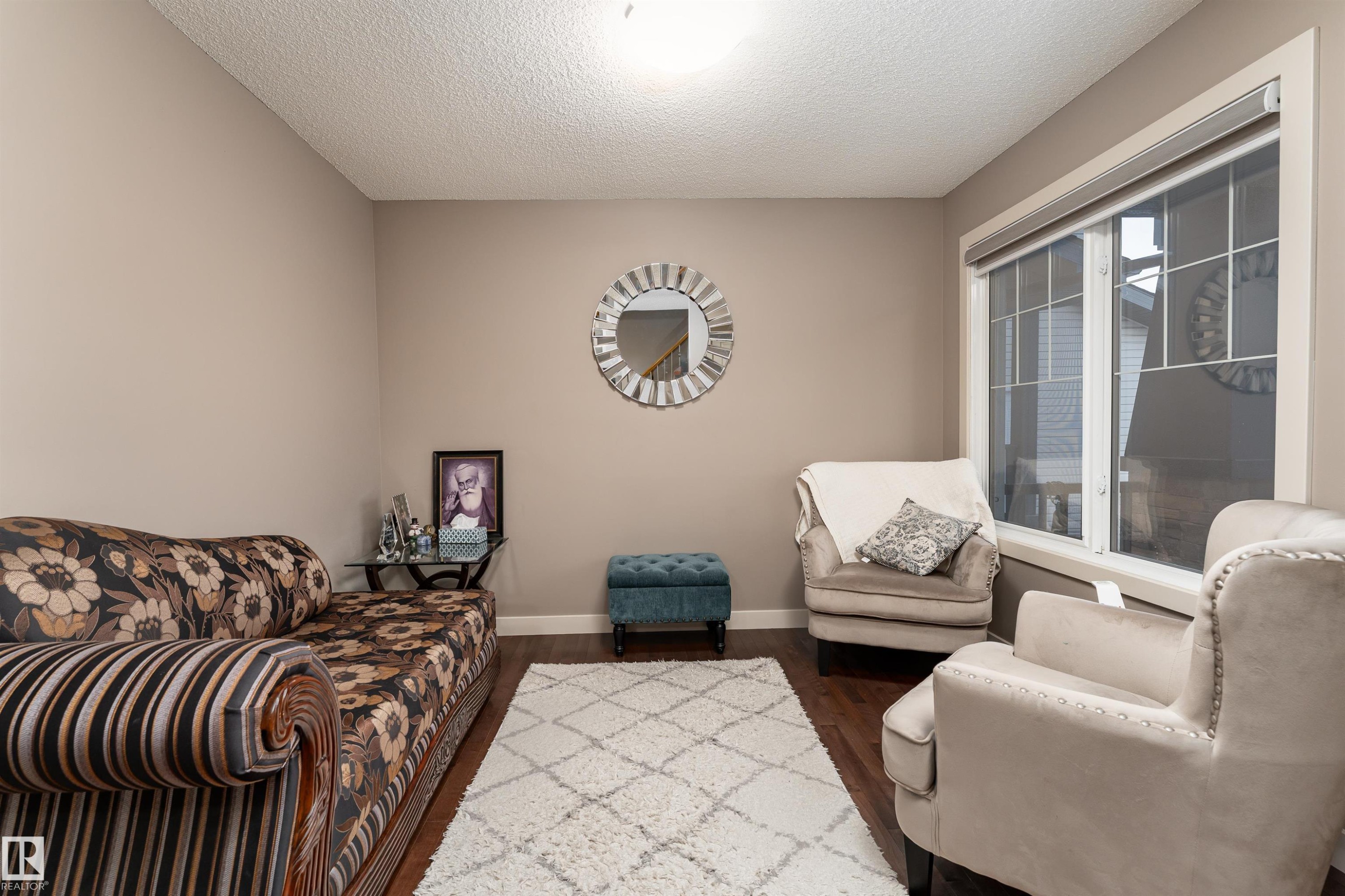 6811 19 Avenue, Edmonton, AB - Indoor