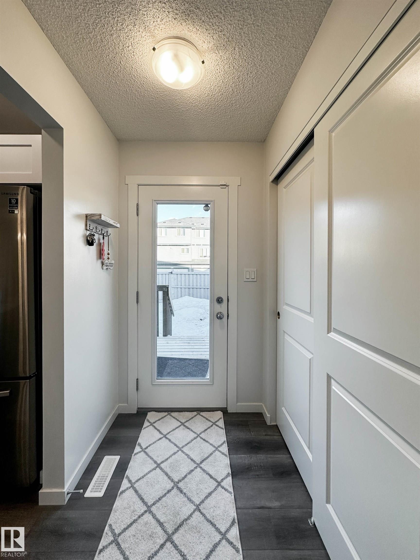 1270 Rosenthal Boulevard, Edmonton, AB - Indoor Photo Showing Other Room