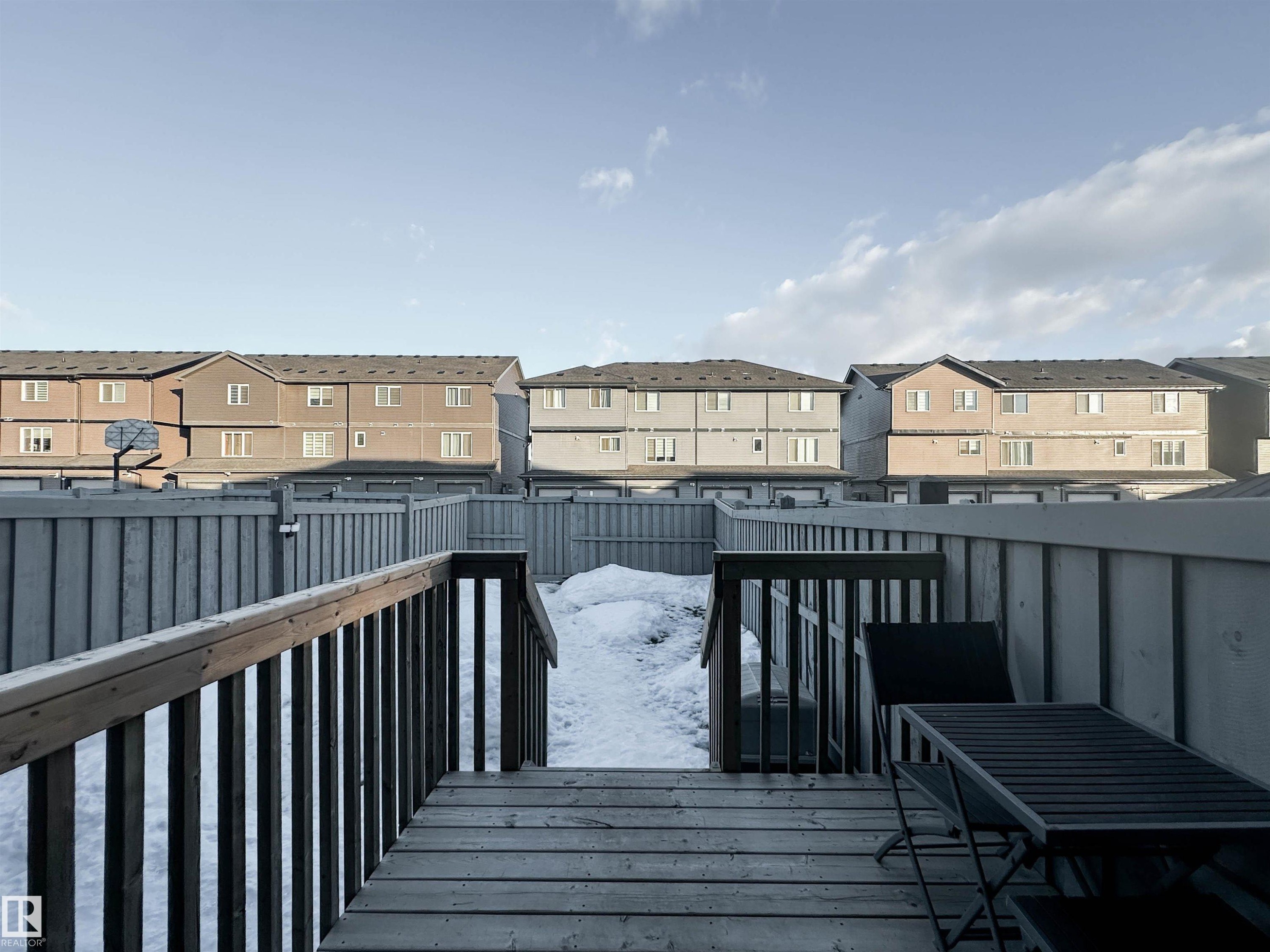 1270 Rosenthal Boulevard, Edmonton, AB - Outdoor