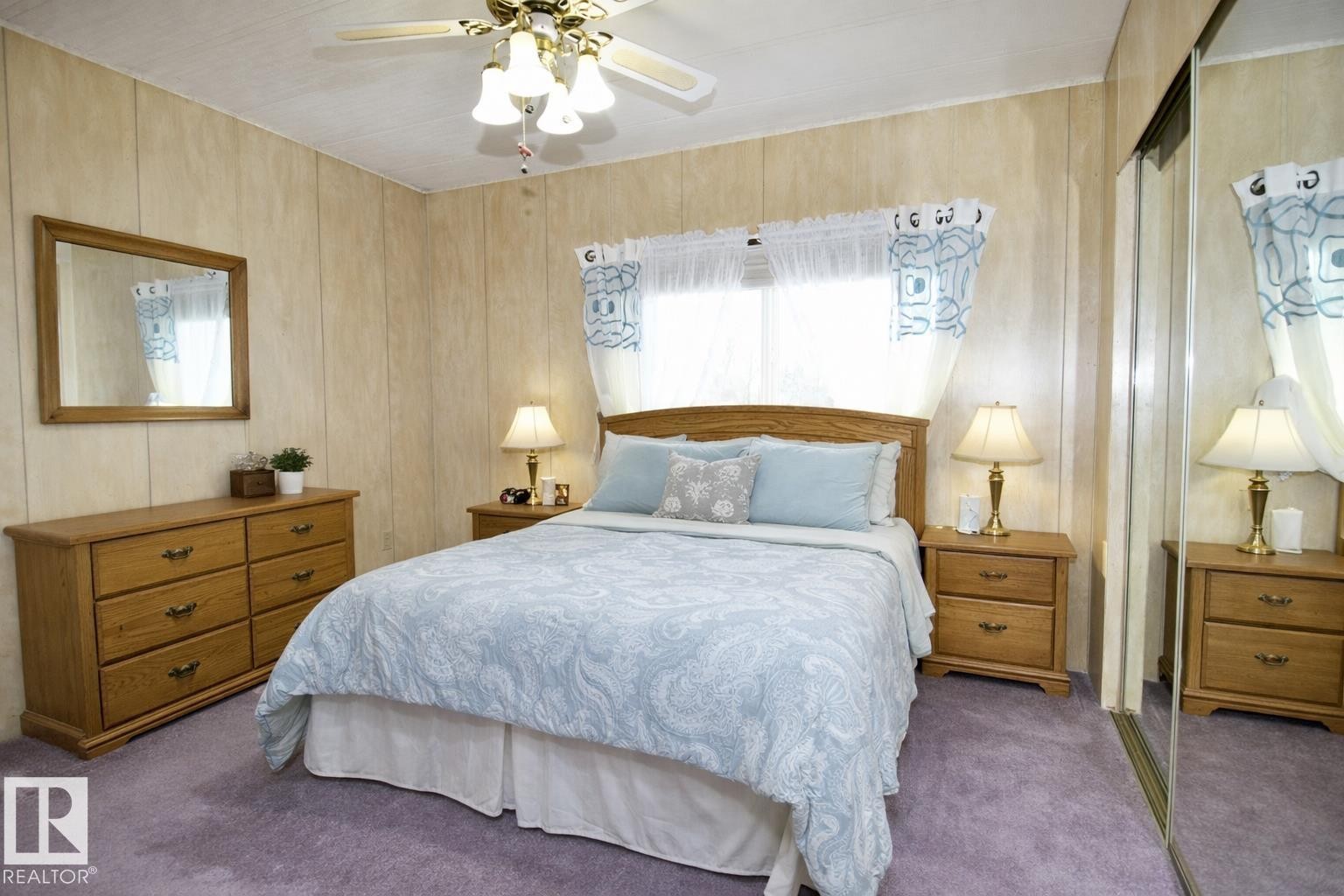 41 Willow Park Estates, Leduc, AB - Indoor Photo Showing Bedroom