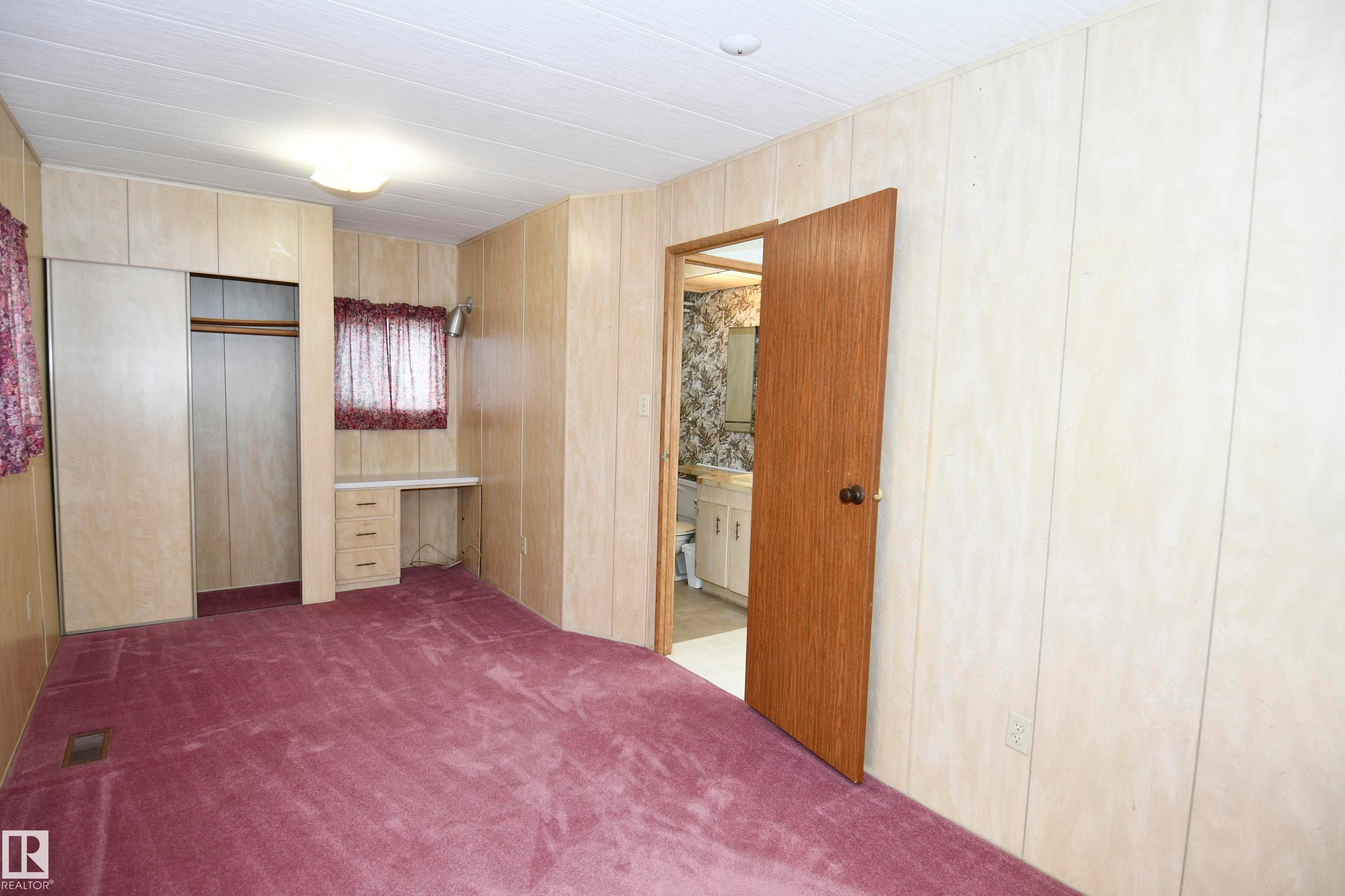 41 Willow Park Estates, Leduc, AB - Indoor Photo Showing Other Room