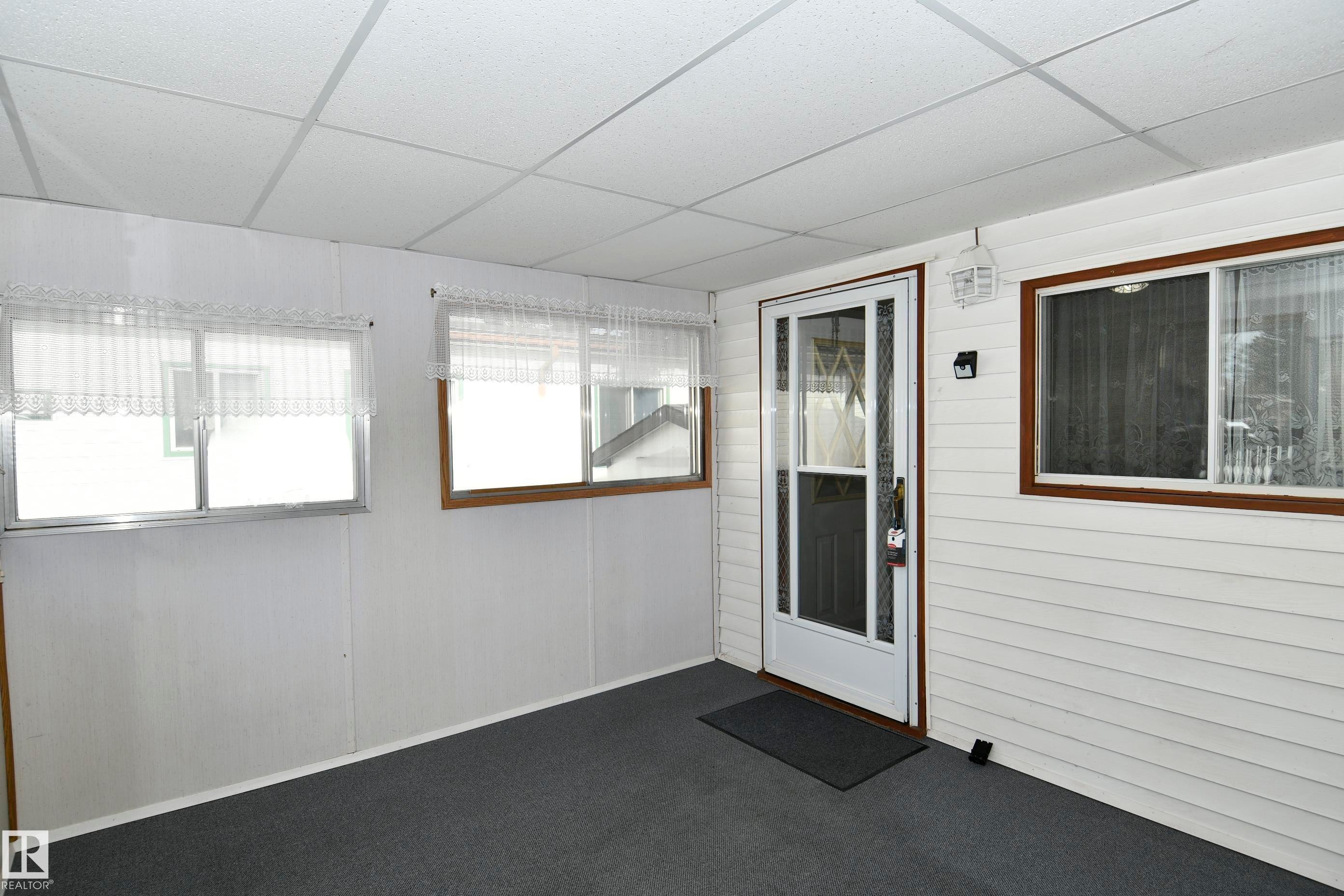 41 Willow Park Estates, Leduc, AB - Indoor Photo Showing Other Room