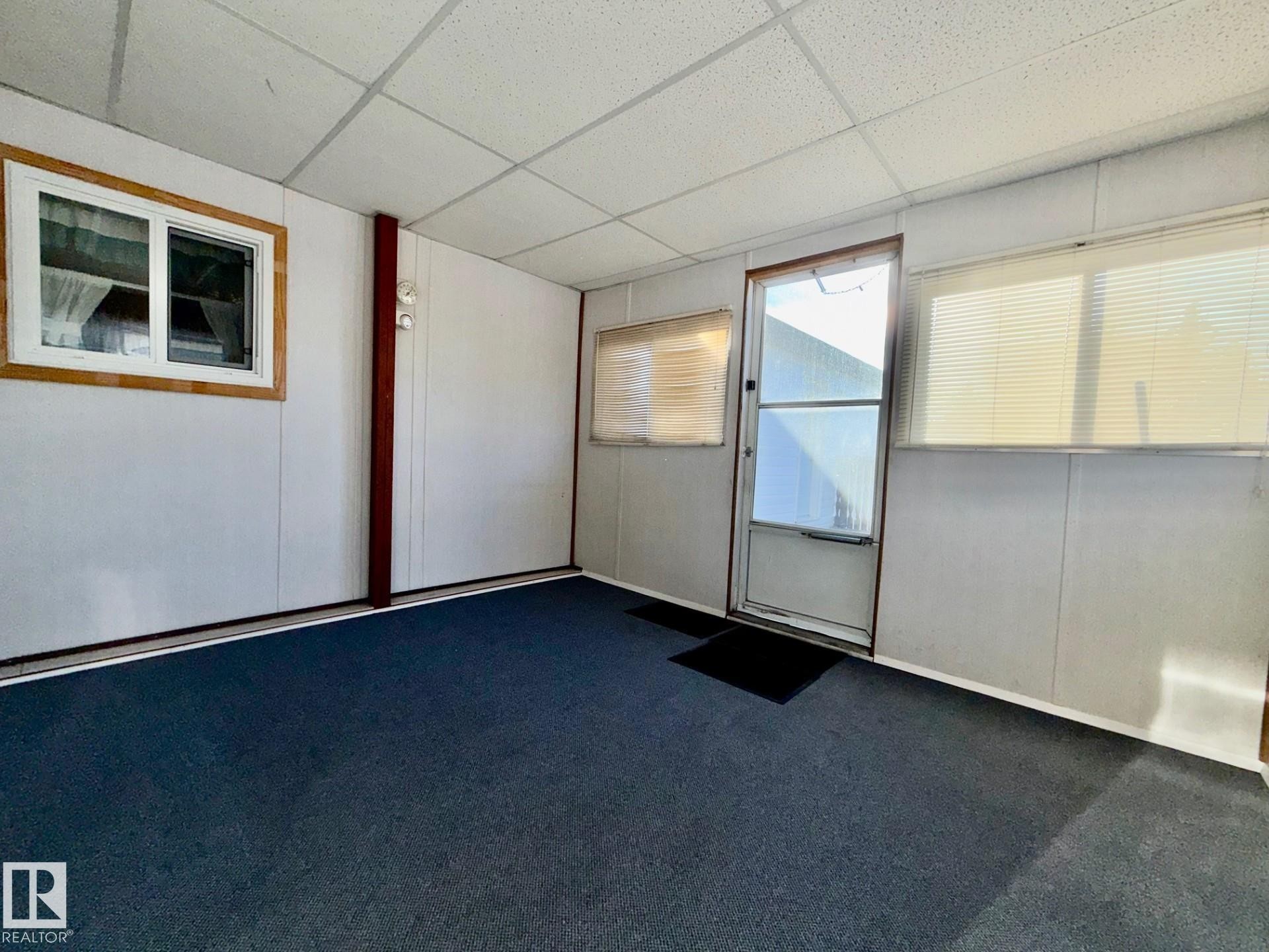 41 Willow Park Estates, Leduc, AB - Indoor Photo Showing Other Room