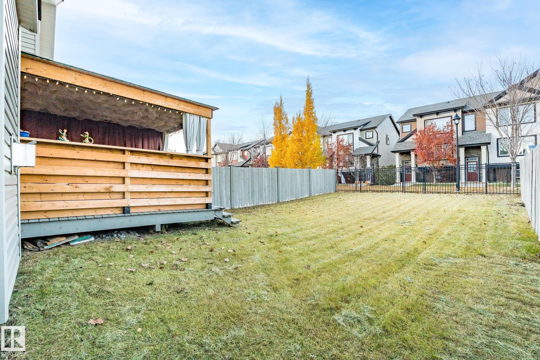 1692 Cunningham Way, Edmonton, AB - Outdoor