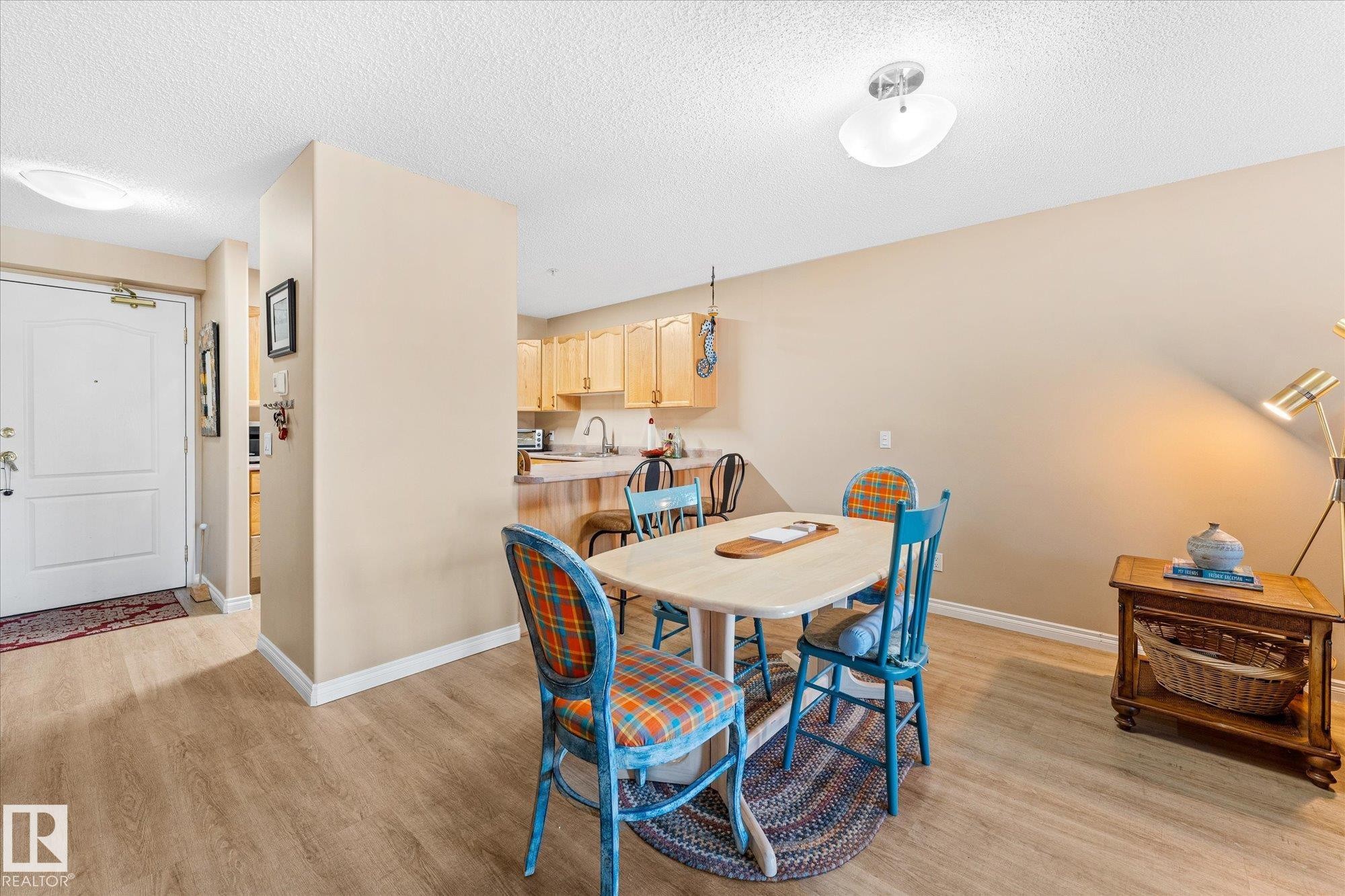 203 160 Kingswood Boulevard, St. Albert, AB - Indoor Photo Showing Dining Room
