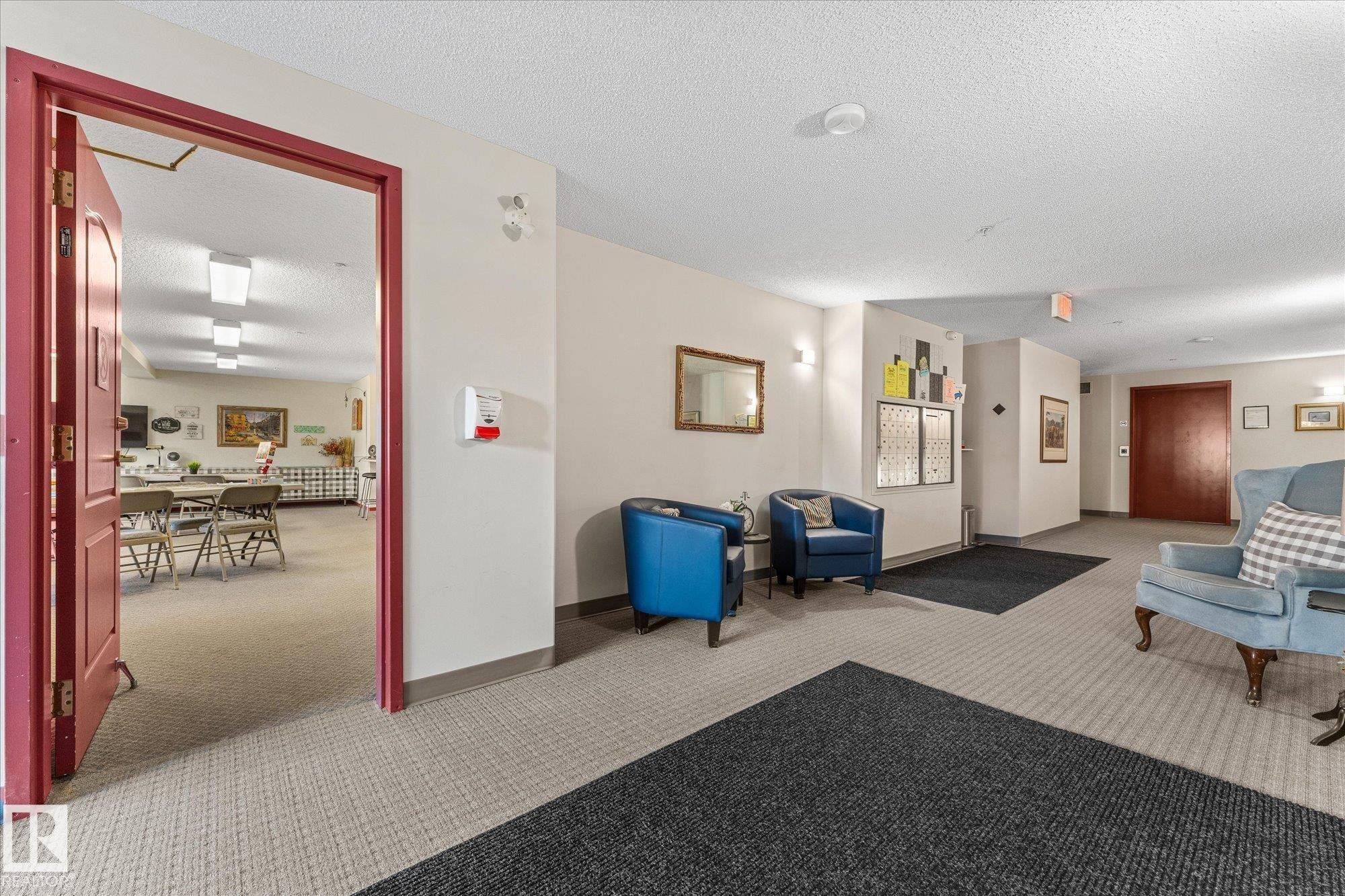 203 160 Kingswood Boulevard, St. Albert, AB - Indoor