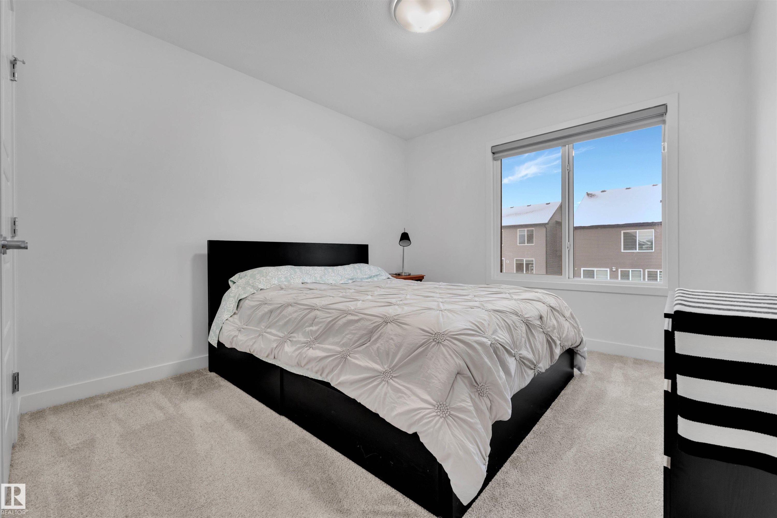 1632 Plum Circle, Edmonton, AB - Indoor Photo Showing Bedroom