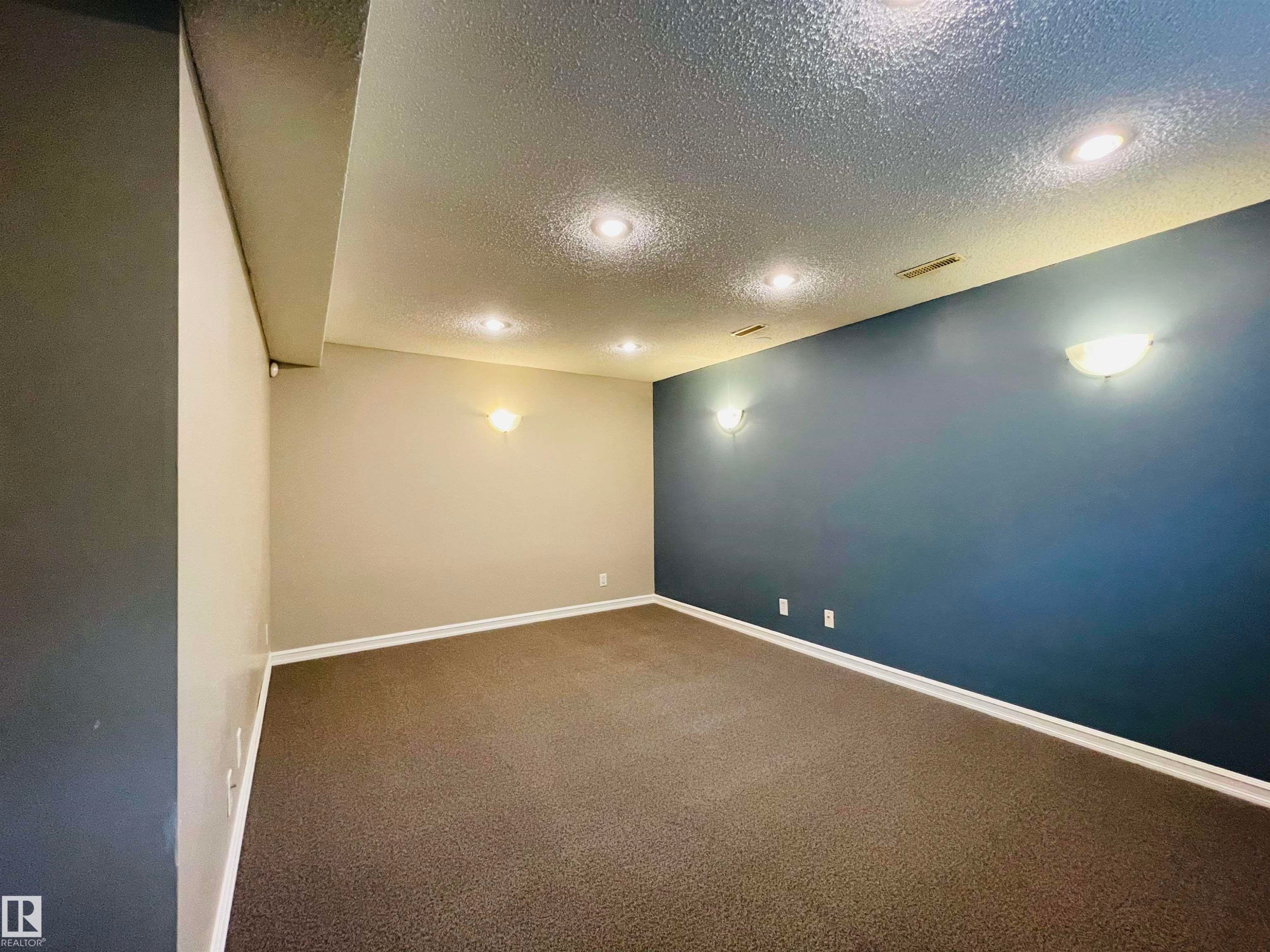 78 230 Edwards Drive, Edmonton, AB - Indoor Photo Showing Other Room