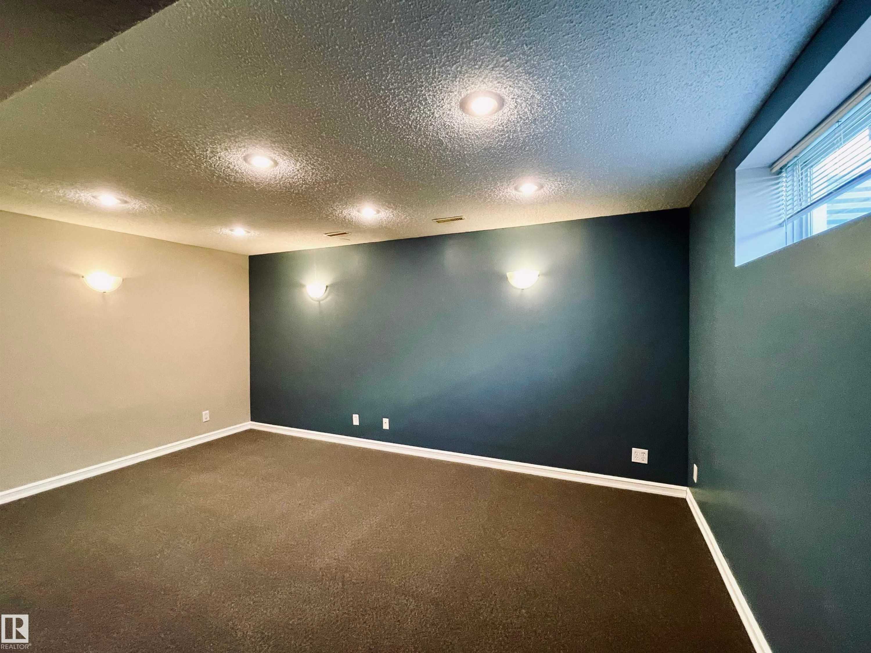 78 230 Edwards Drive, Edmonton, AB - Indoor Photo Showing Other Room
