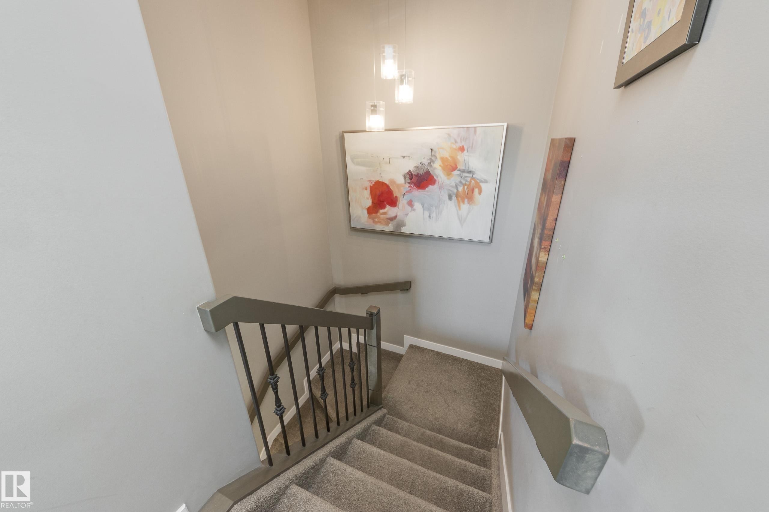 8729 Carson Way, Edmonton, AB - Indoor Photo Showing Other Room