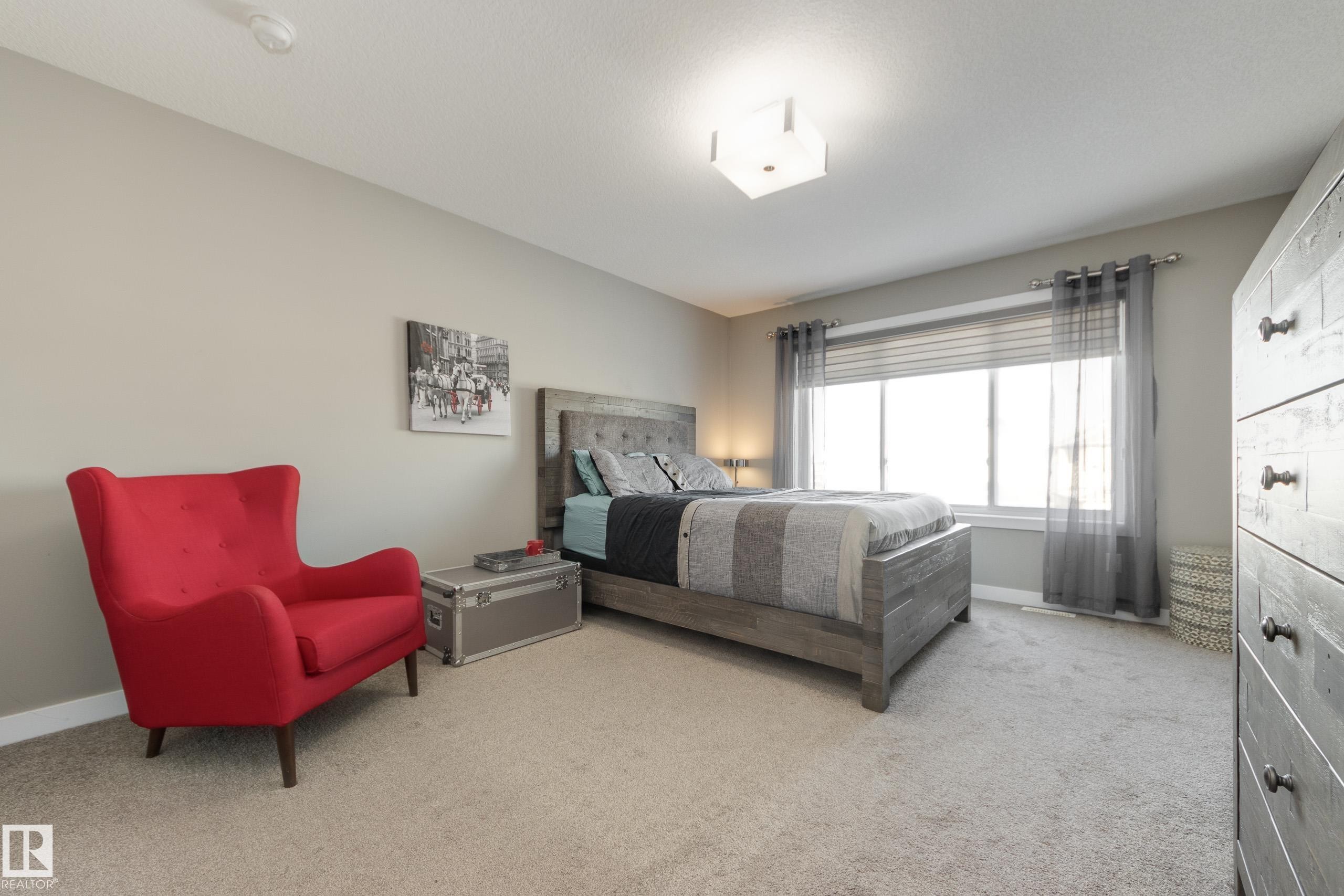 8729 Carson Way, Edmonton, AB - Indoor Photo Showing Bedroom