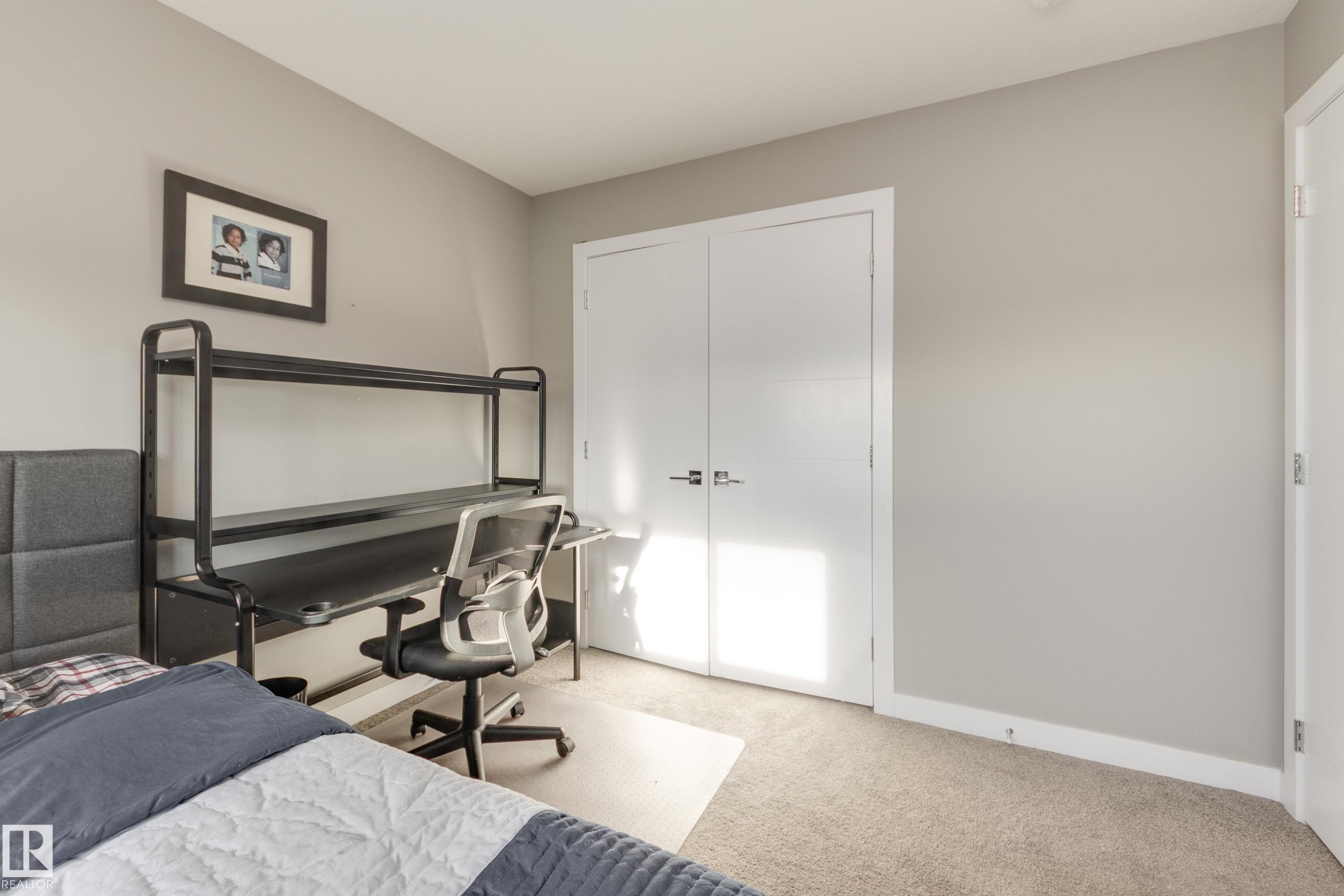 8729 Carson Way, Edmonton, AB - Indoor