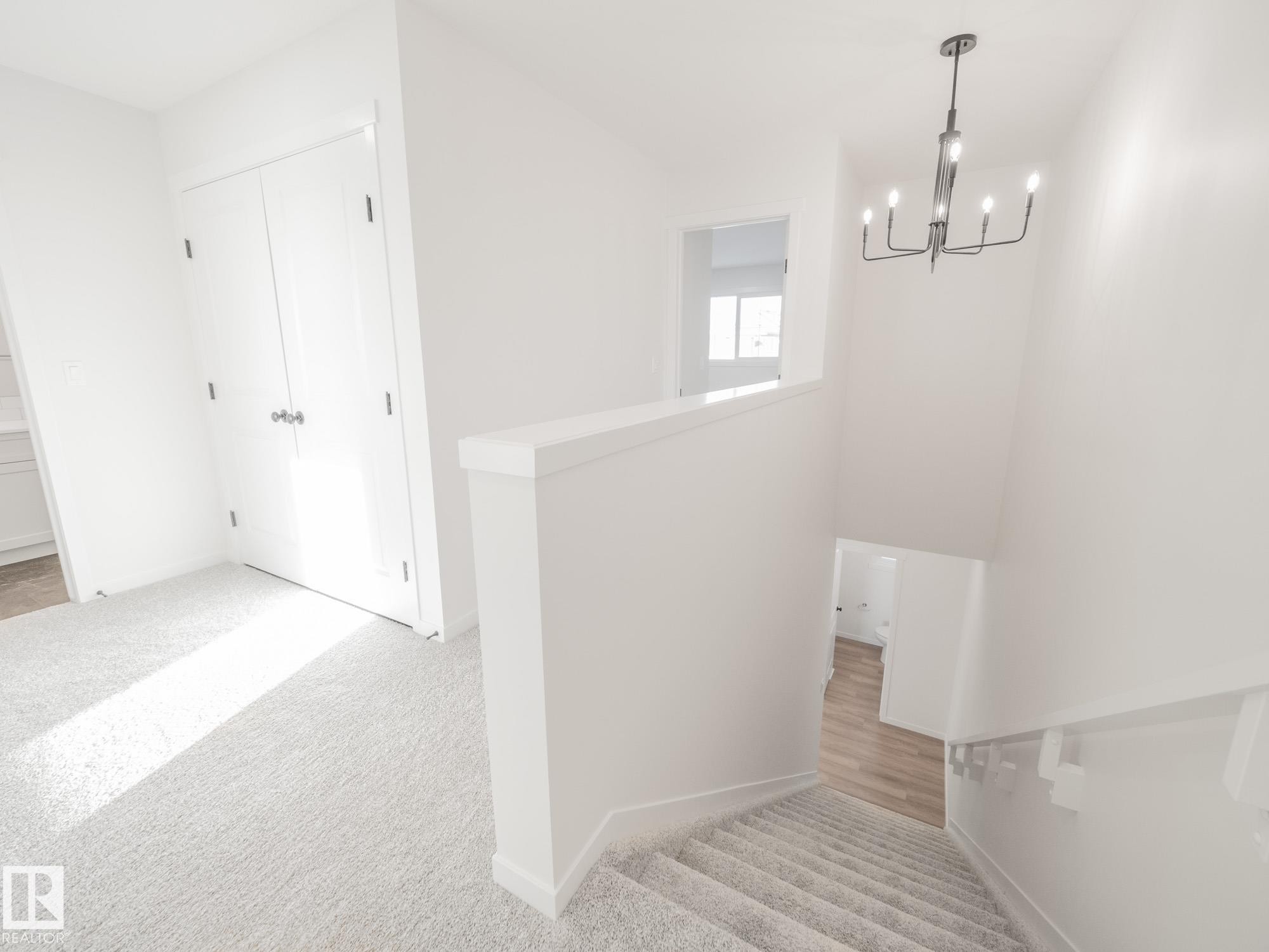675 173 Avenue, Edmonton, AB - Indoor Photo Showing Other Room