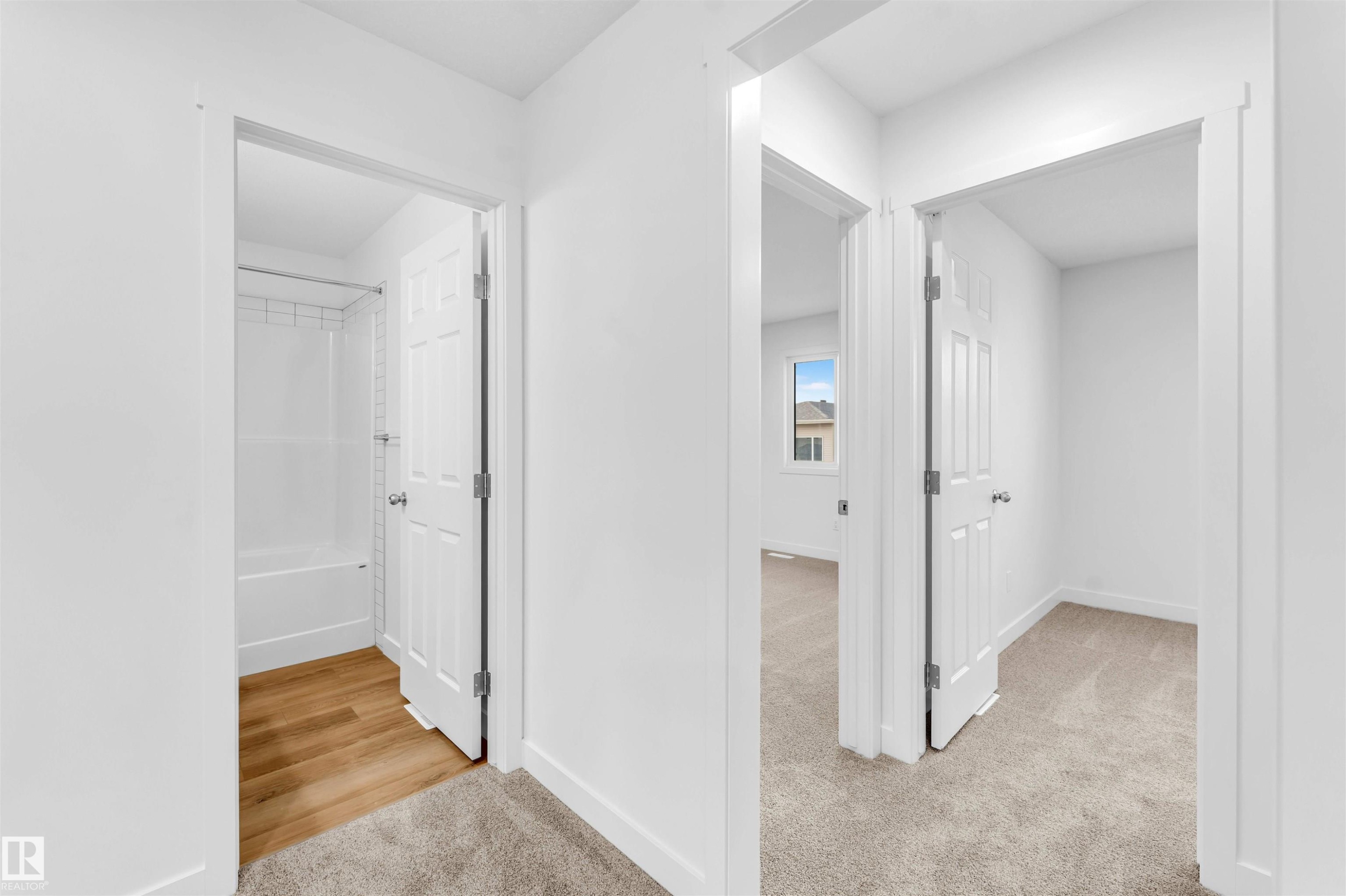 1216 13 Avenue, Edmonton, AB - Indoor Photo Showing Other Room