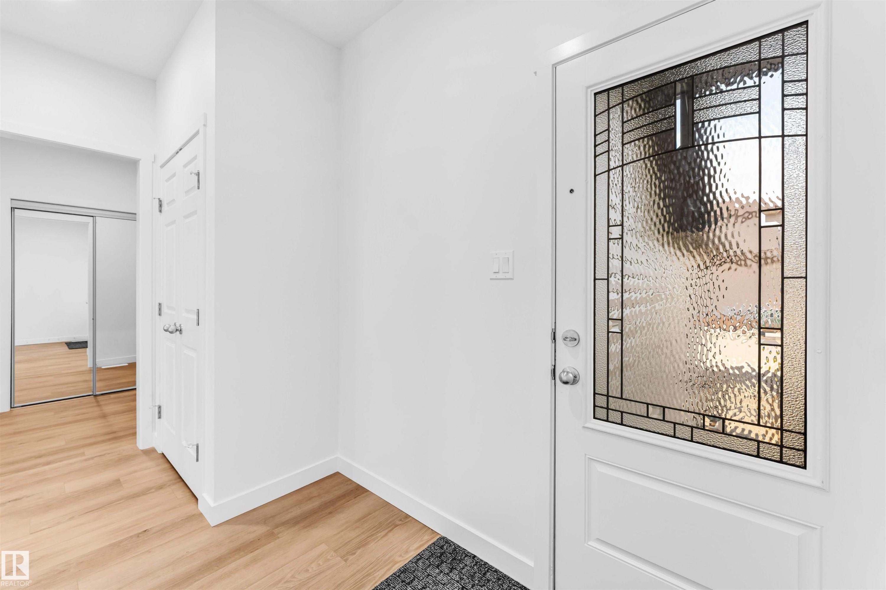 1216 13 Avenue, Edmonton, AB - Indoor Photo Showing Other Room