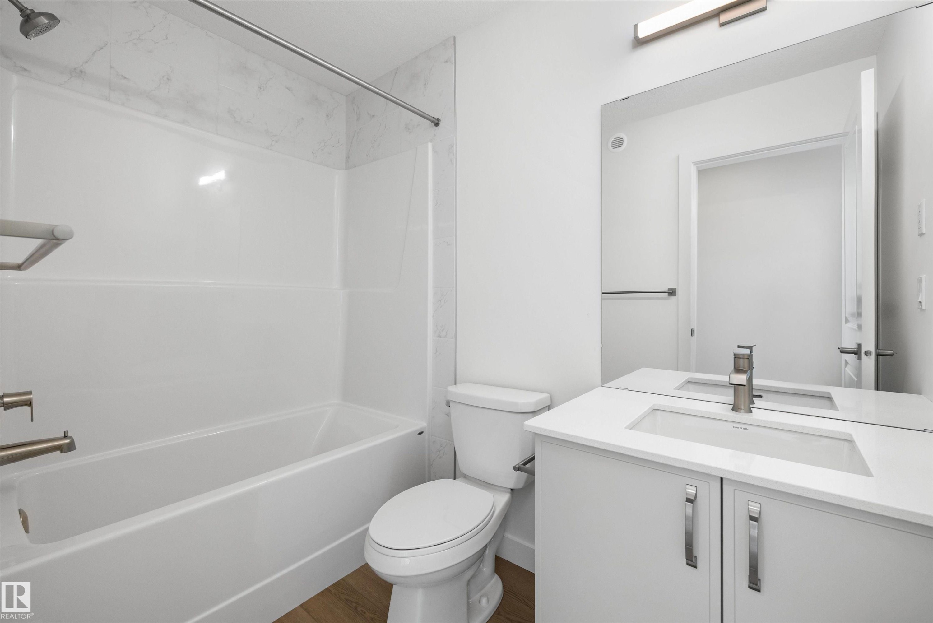 18859 29 Avenue, Edmonton, AB - Indoor Photo Showing Bathroom