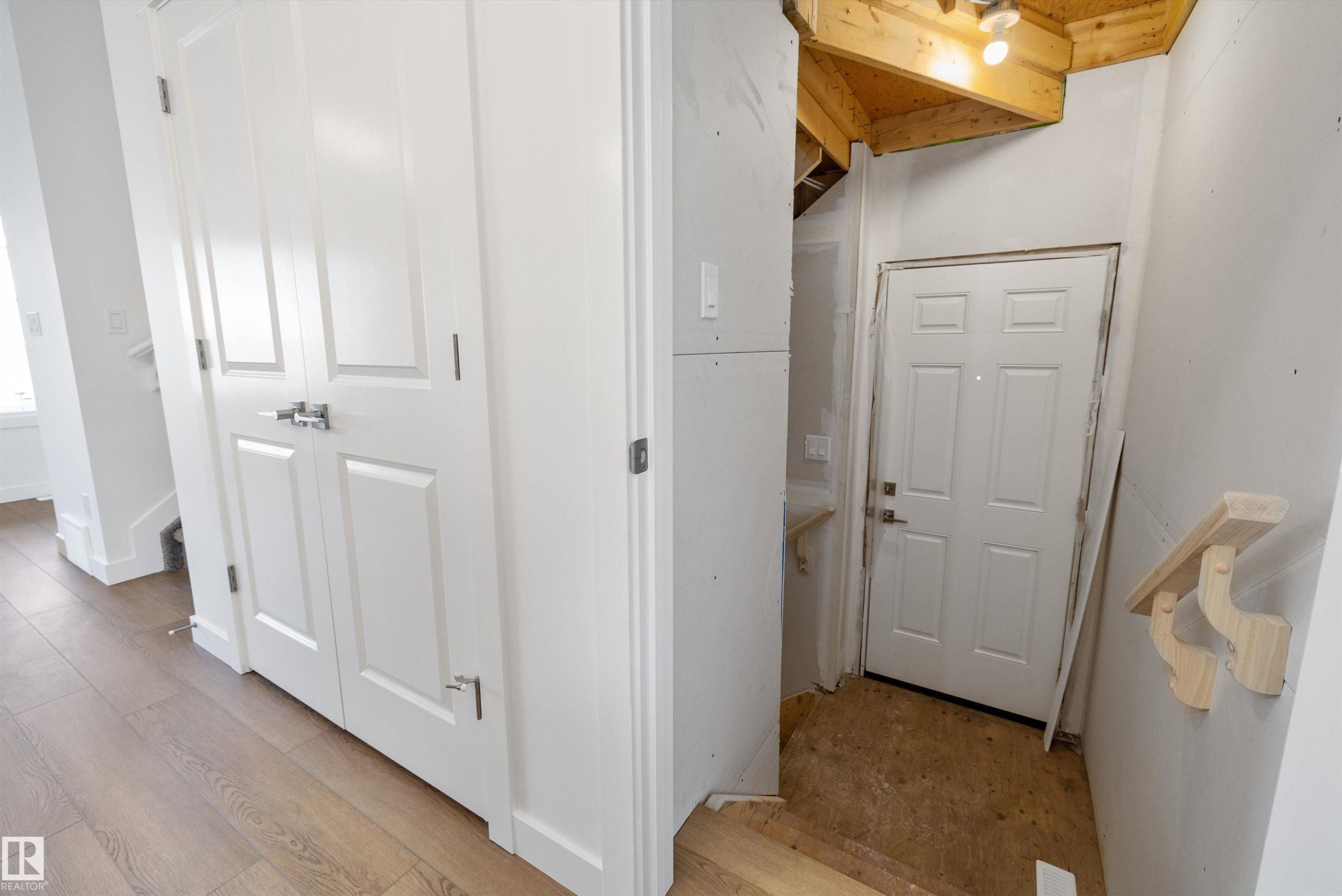 18859 29 Avenue, Edmonton, AB - Indoor Photo Showing Other Room