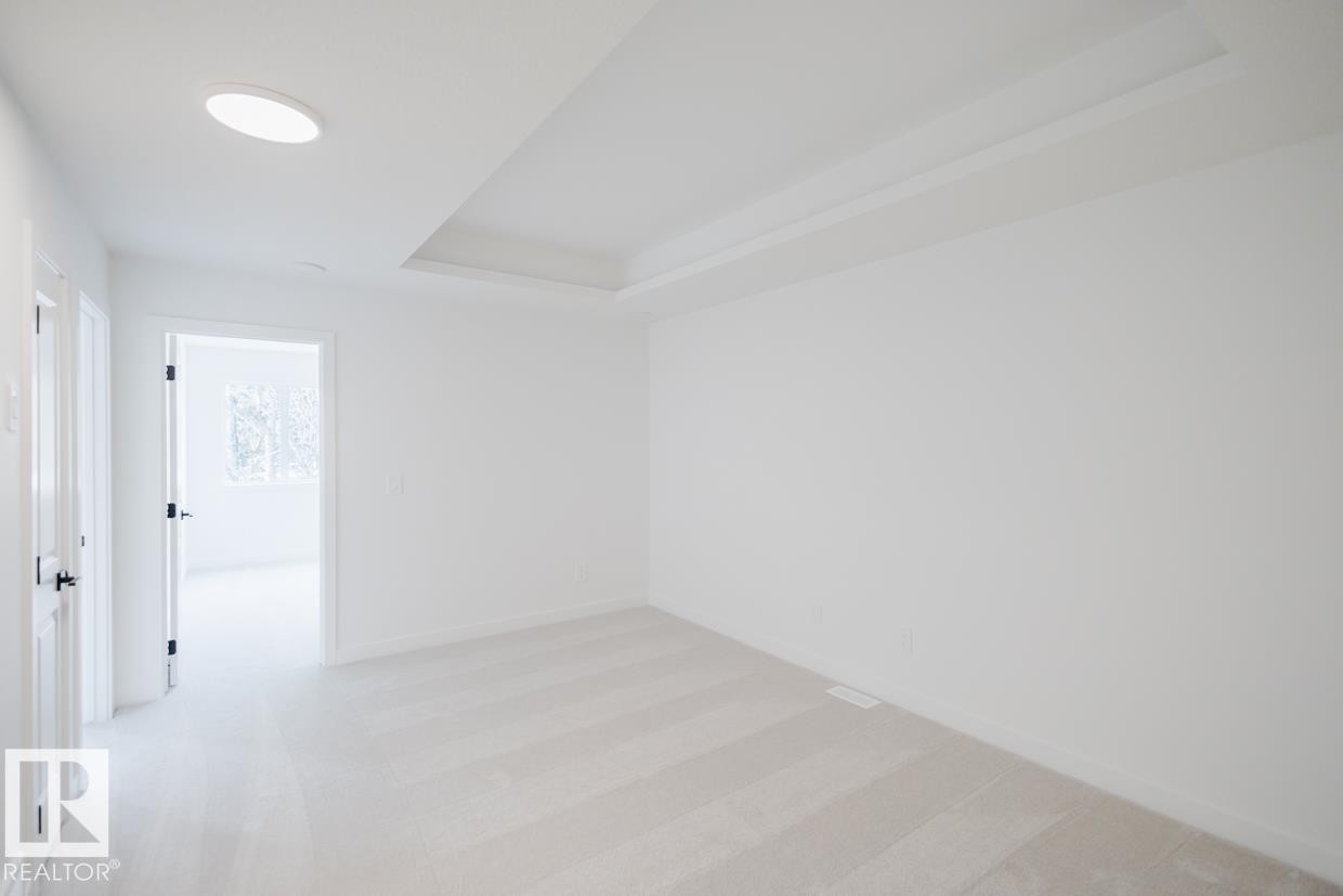 2208 Crossbill Link Nw, Edmonton, AB - Indoor Photo Showing Other Room