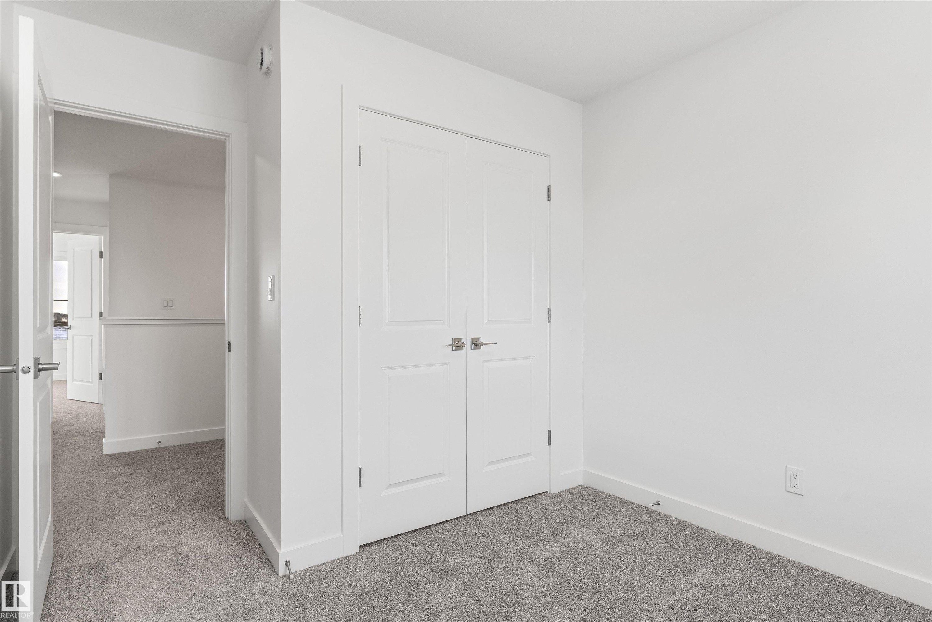 20808 40 Avenue, Edmonton, AB - Indoor Photo Showing Other Room