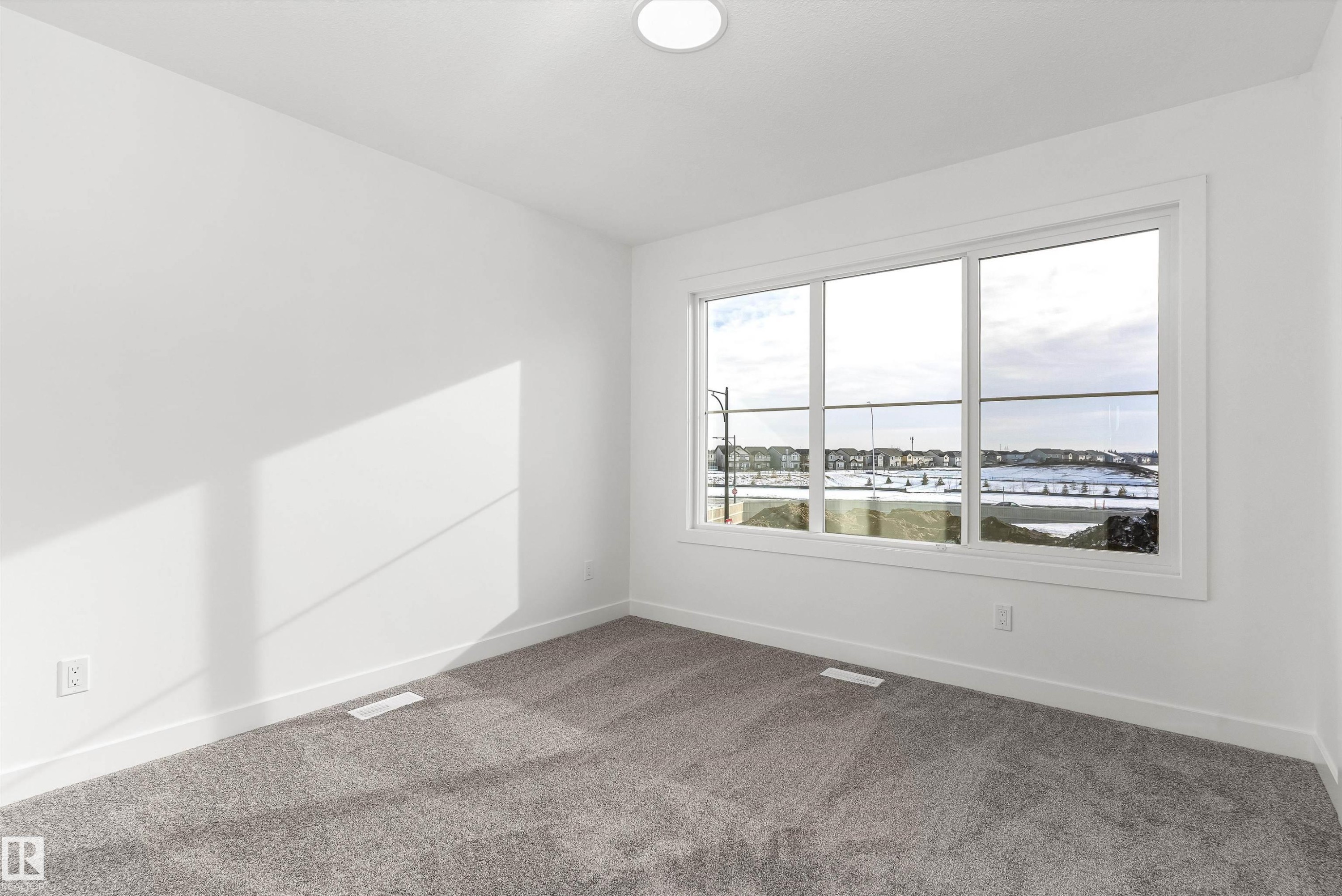 20808 40 Avenue, Edmonton, AB - Indoor Photo Showing Other Room