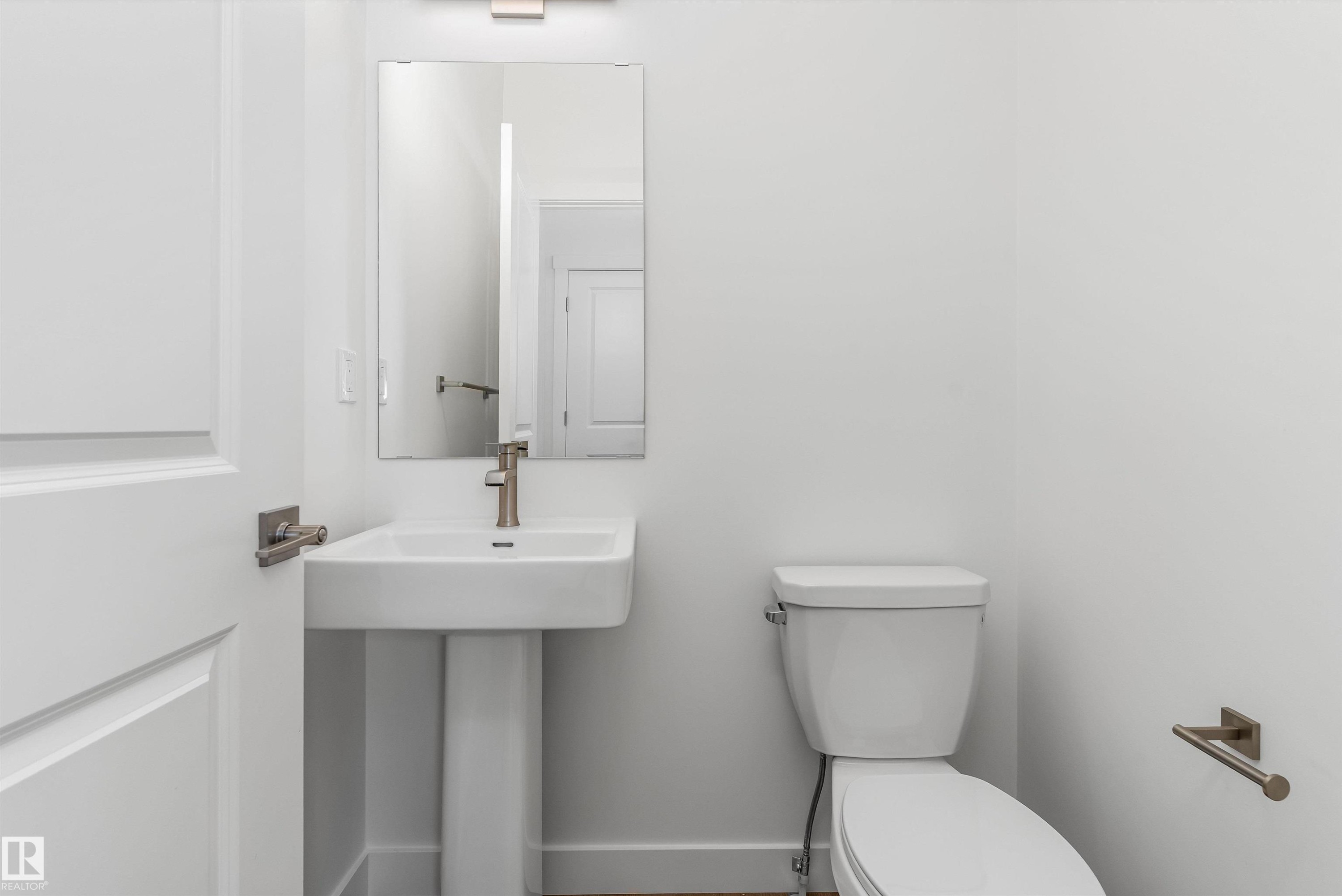 20808 40 Avenue, Edmonton, AB - Indoor Photo Showing Bathroom