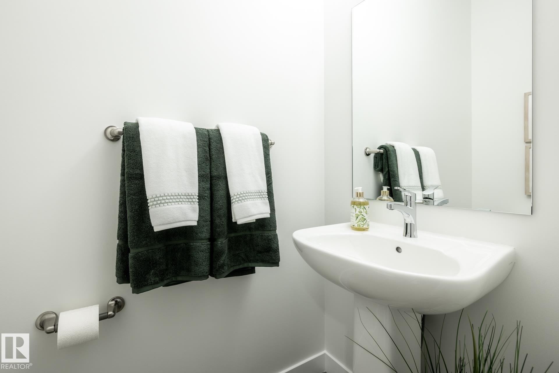 226 Falcon Crescent, Leduc, AB - Indoor Photo Showing Bathroom