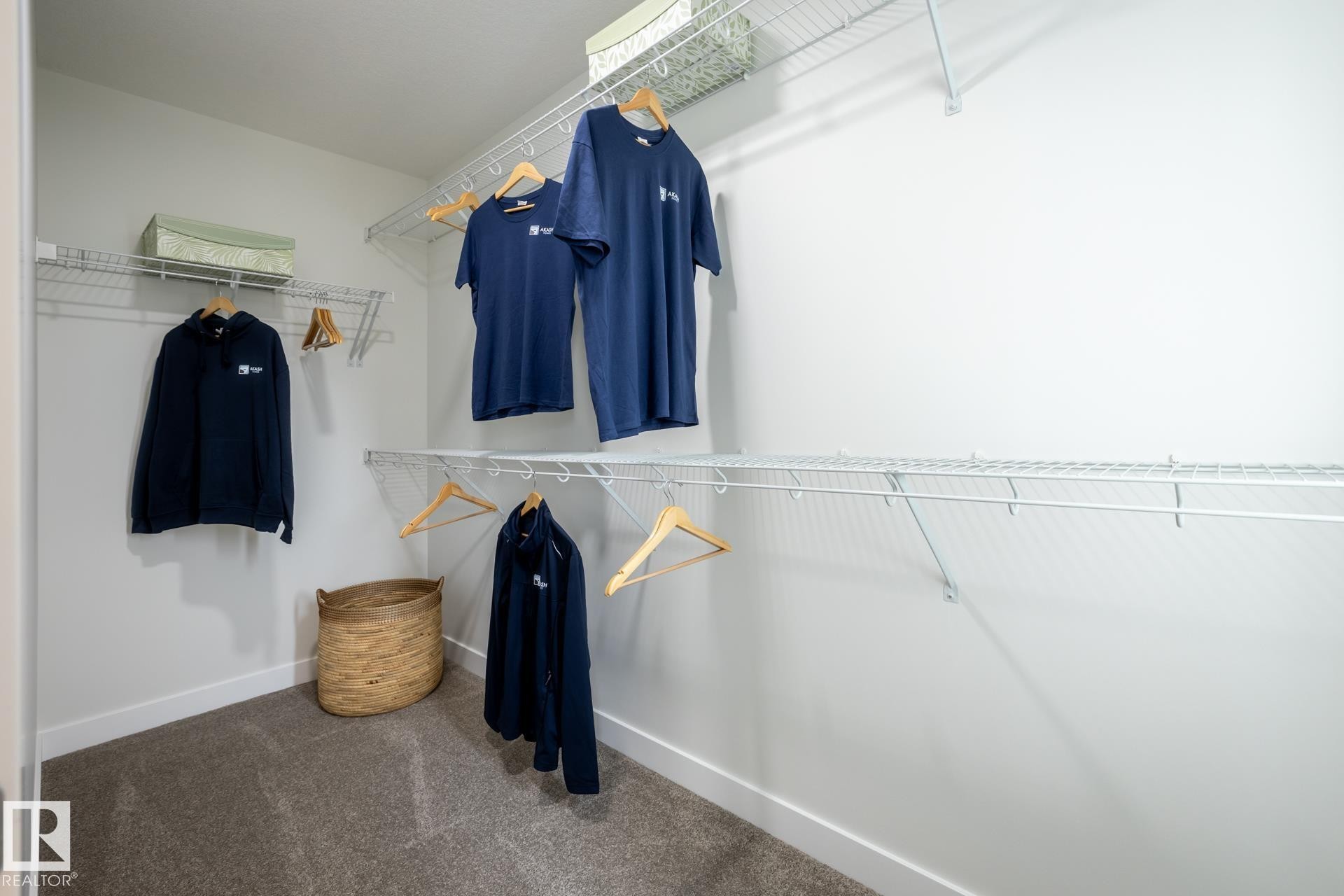 226 Falcon Crescent, Leduc, AB - Indoor With Storage