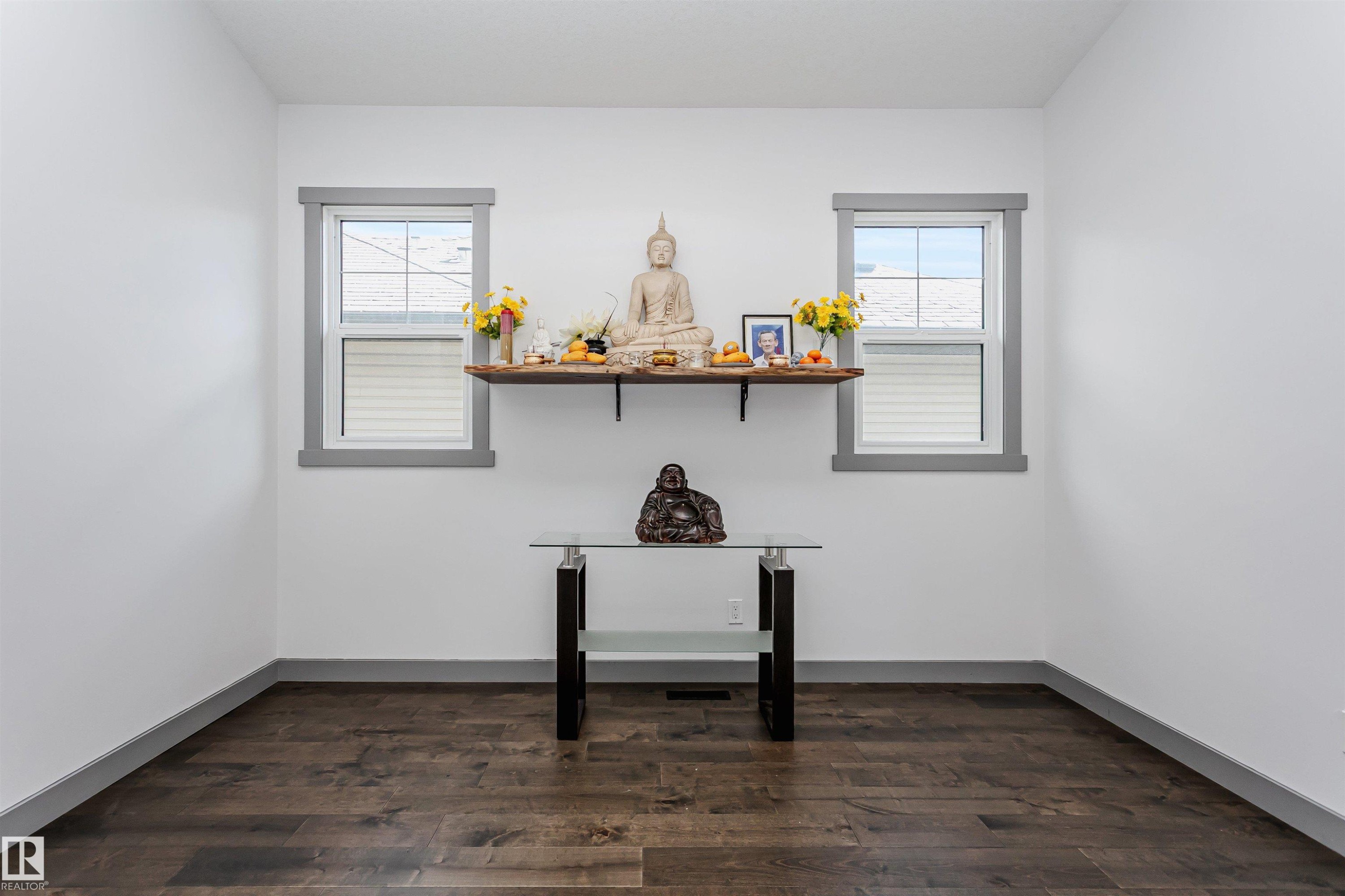 7703 Getty Wynd, Edmonton, AB - Indoor Photo Showing Other Room