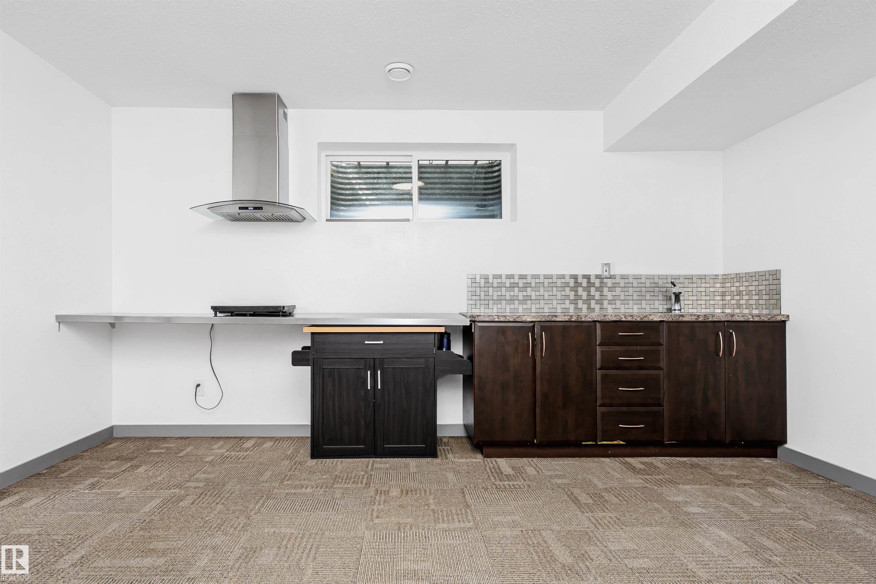 7703 Getty Wynd, Edmonton, AB - Indoor