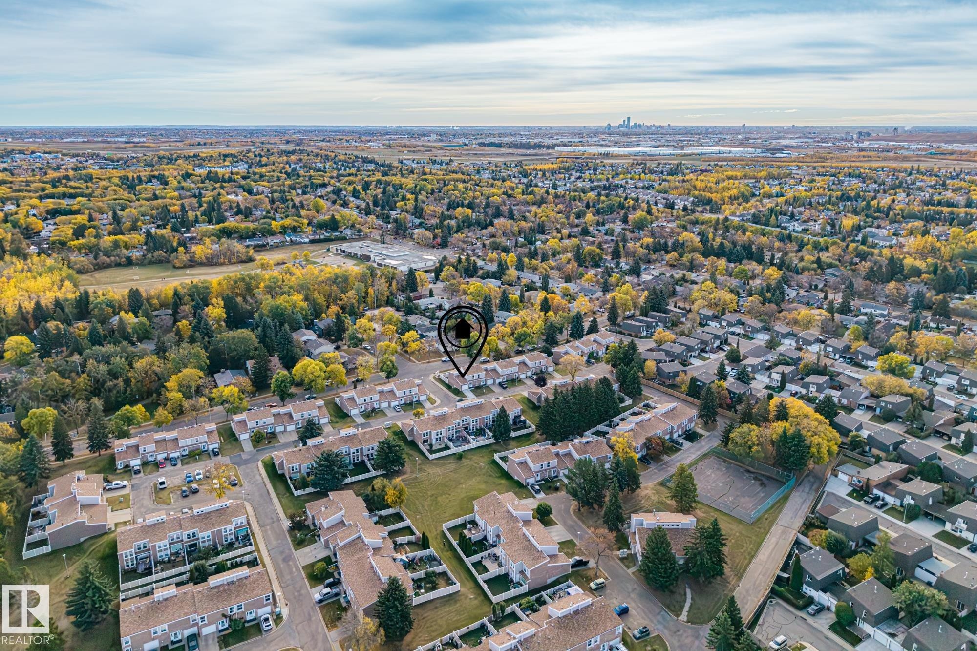 Aerial view of property's location with nearby suburban area - 11 Grandview Ridge, St. Albert, AB - Outdoor With View