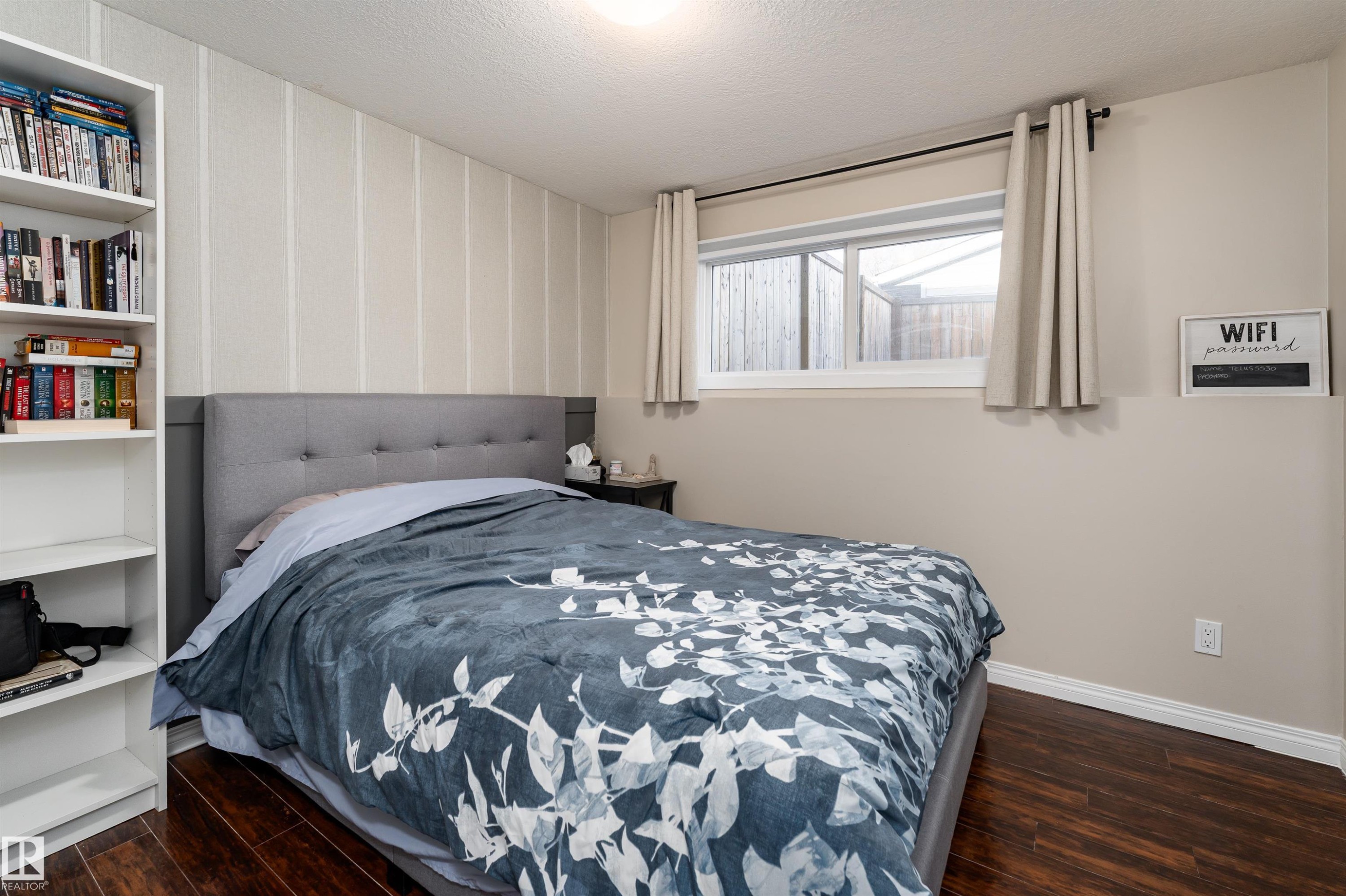 73 Grosvenor Boulevard, St. Albert, AB - Indoor Photo Showing Bedroom