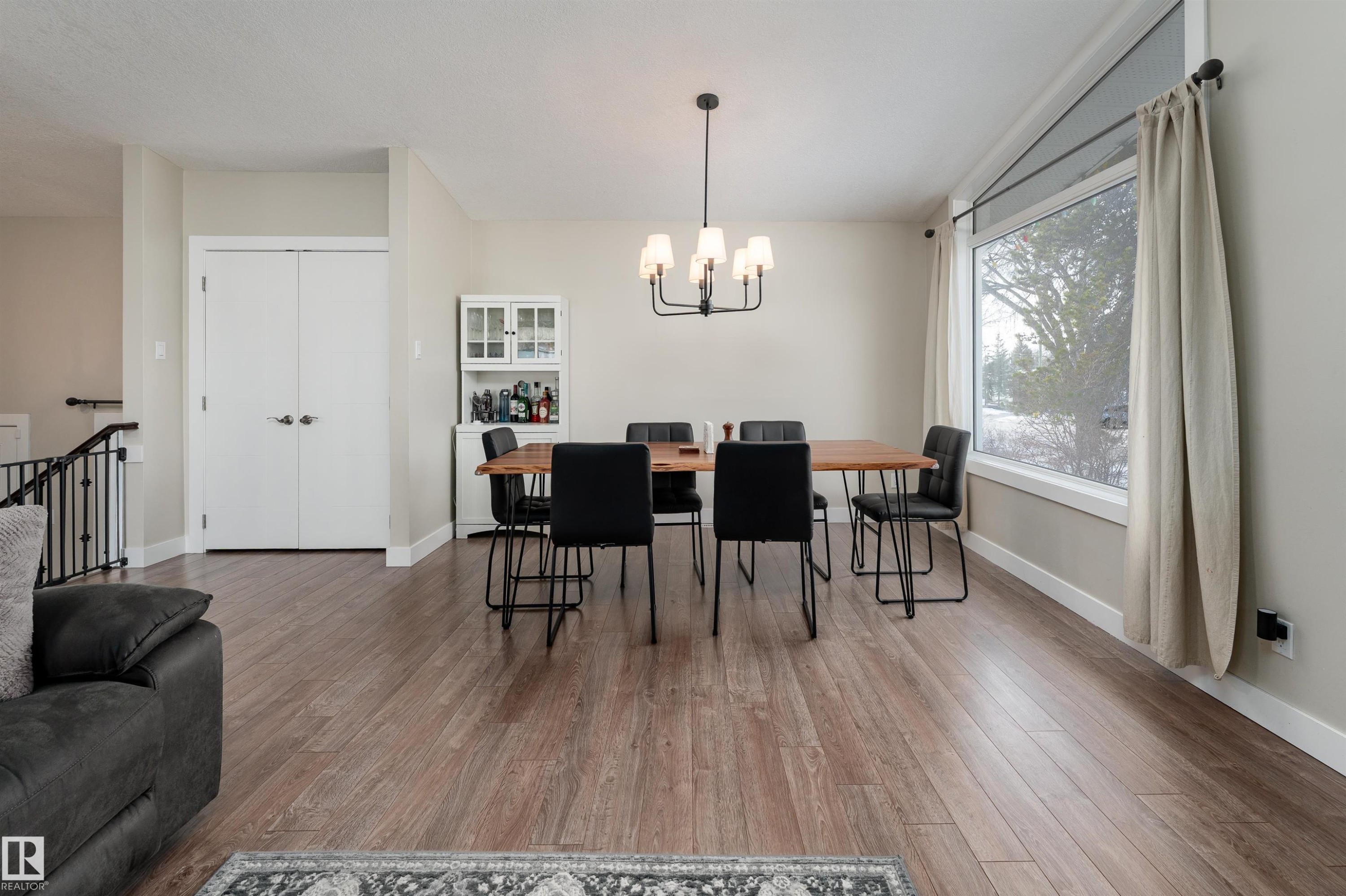 73 Grosvenor Boulevard, St. Albert, AB - Indoor