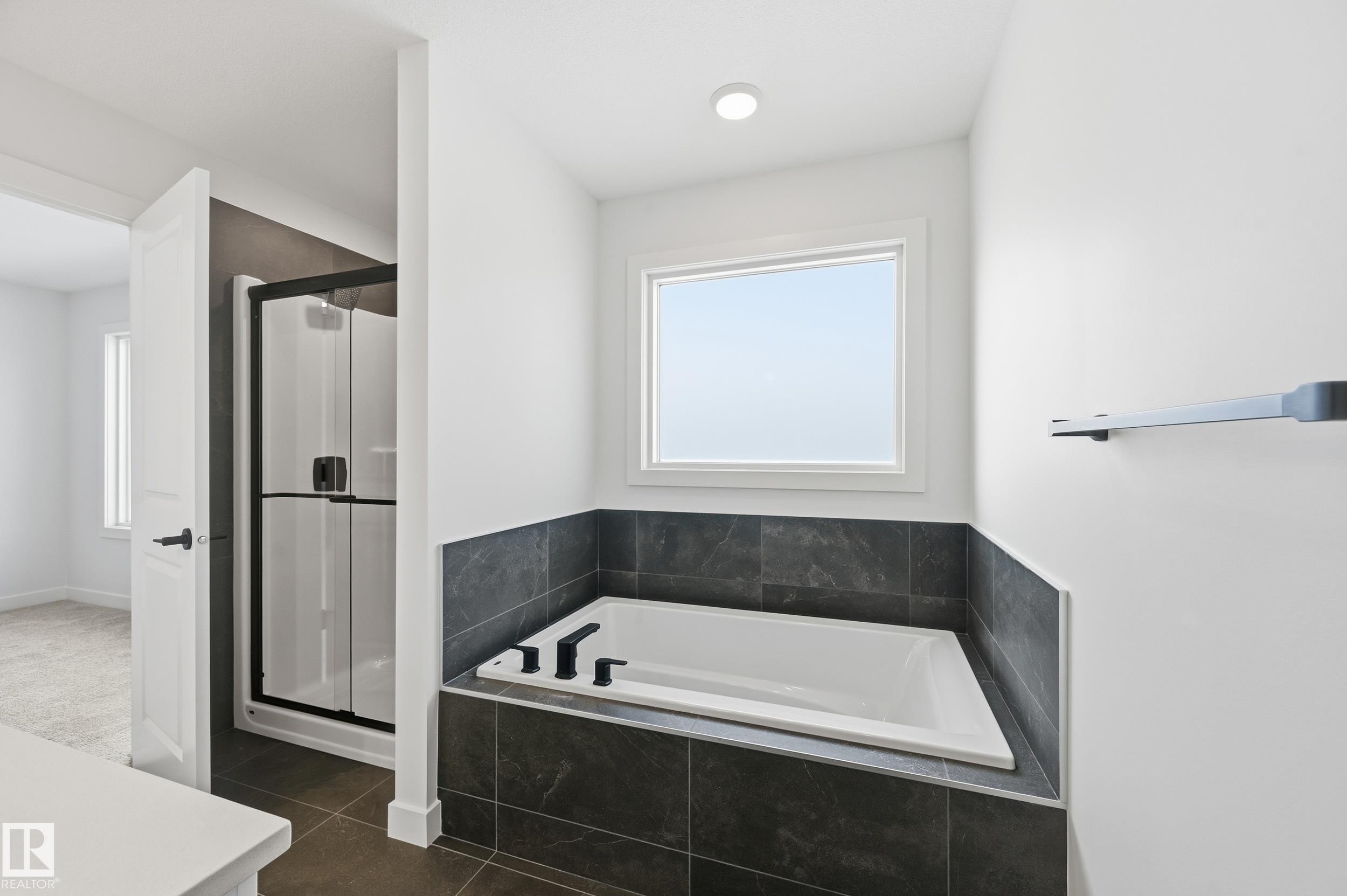 15 Gable Common, Spruce Grove, AB - Indoor Photo Showing Bathroom