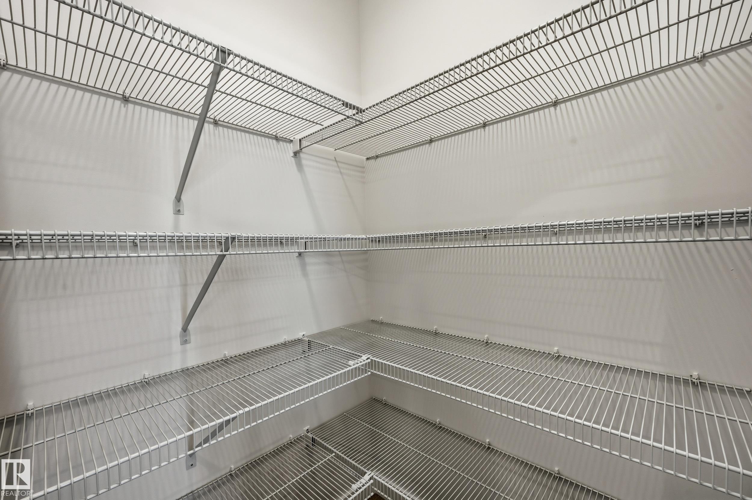 15 Gable Common, Spruce Grove, AB - Indoor With Storage