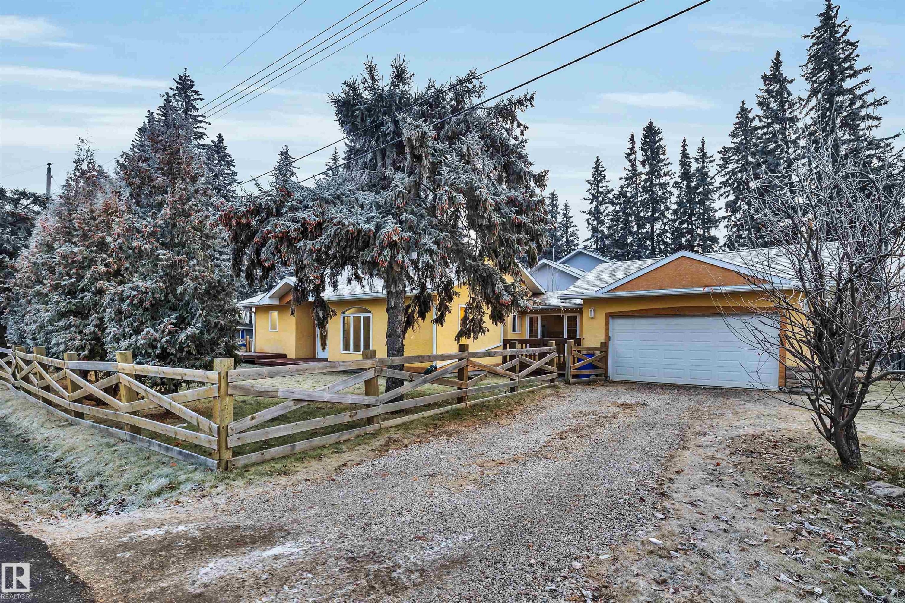 5220 47A Avenue, Rural Lac Ste. Anne County, AB - Outdoor