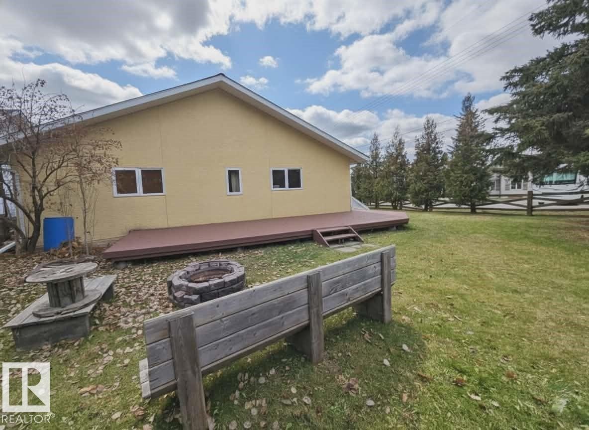 5220 47A Avenue, Rural Lac Ste. Anne County, AB - Outdoor