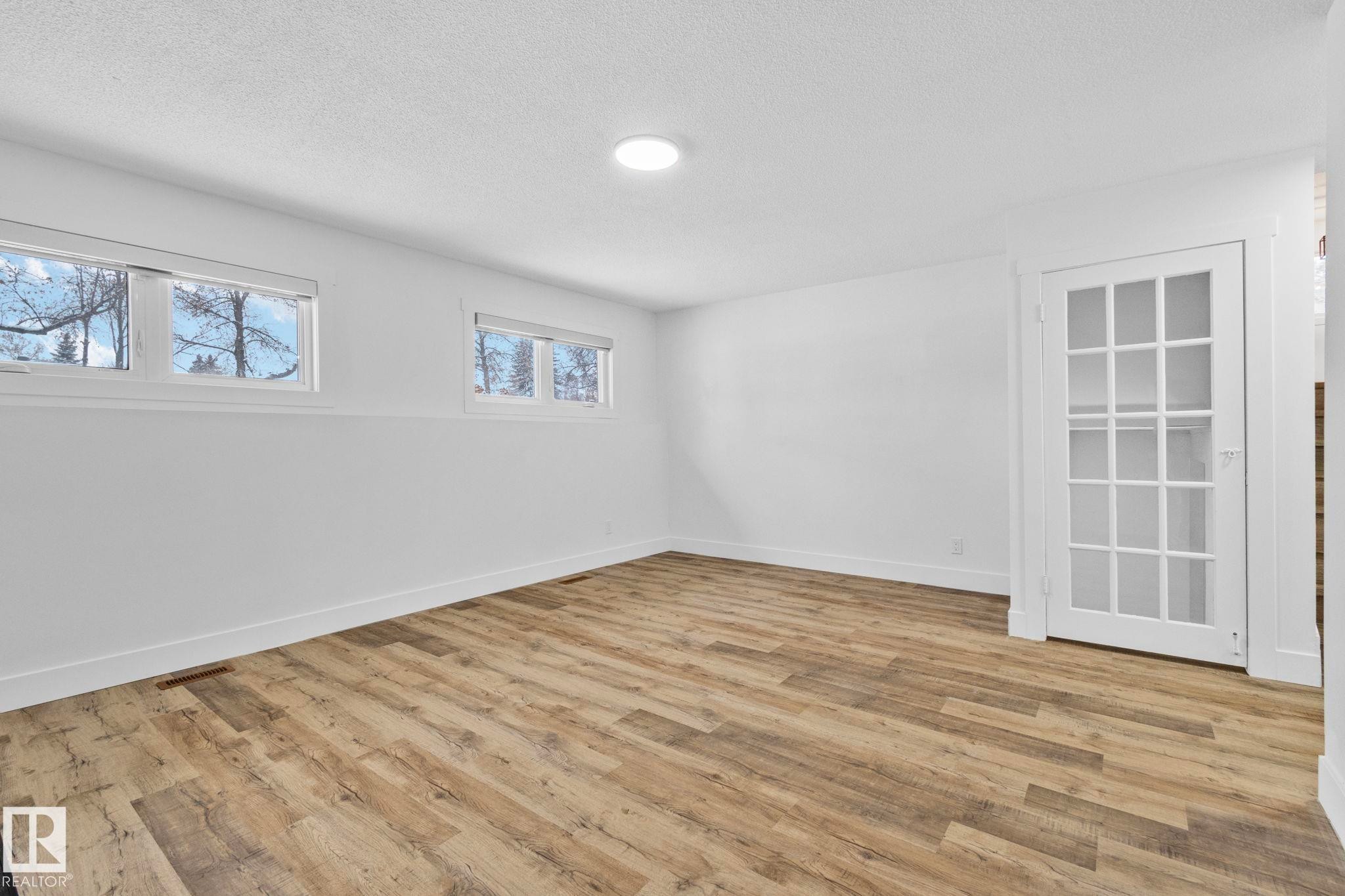 16 Larose Drive, St. Albert, AB - Indoor Photo Showing Other Room