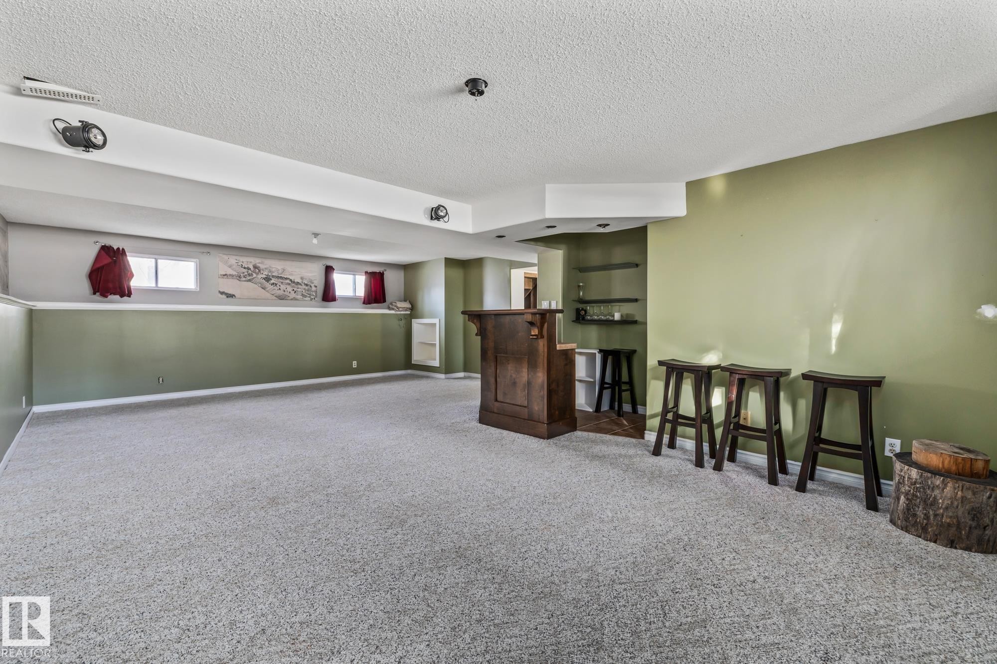 60 Fair Oaks Drive, St. Albert, AB - Indoor