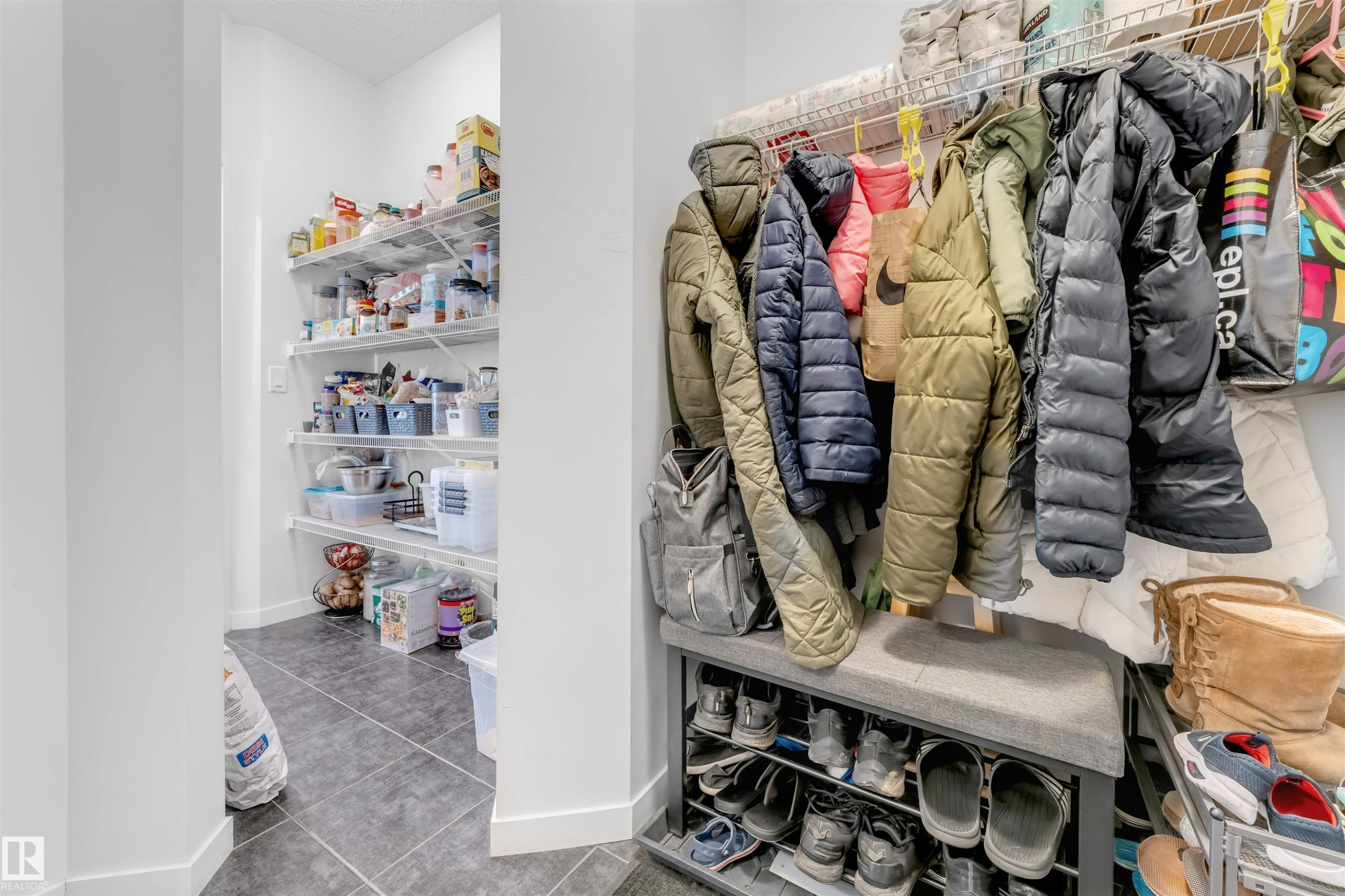 933 Mcconachie Boulevard, Edmonton, AB - Indoor With Storage