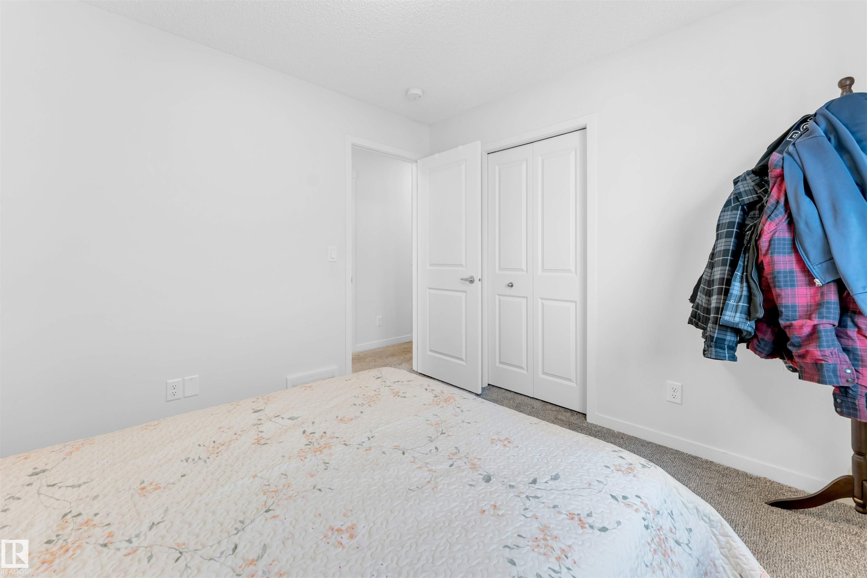 933 Mcconachie Boulevard, Edmonton, AB - Indoor Photo Showing Bedroom