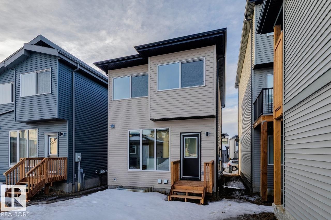 7460 Klapstein Crescent, Edmonton, AB - Outdoor