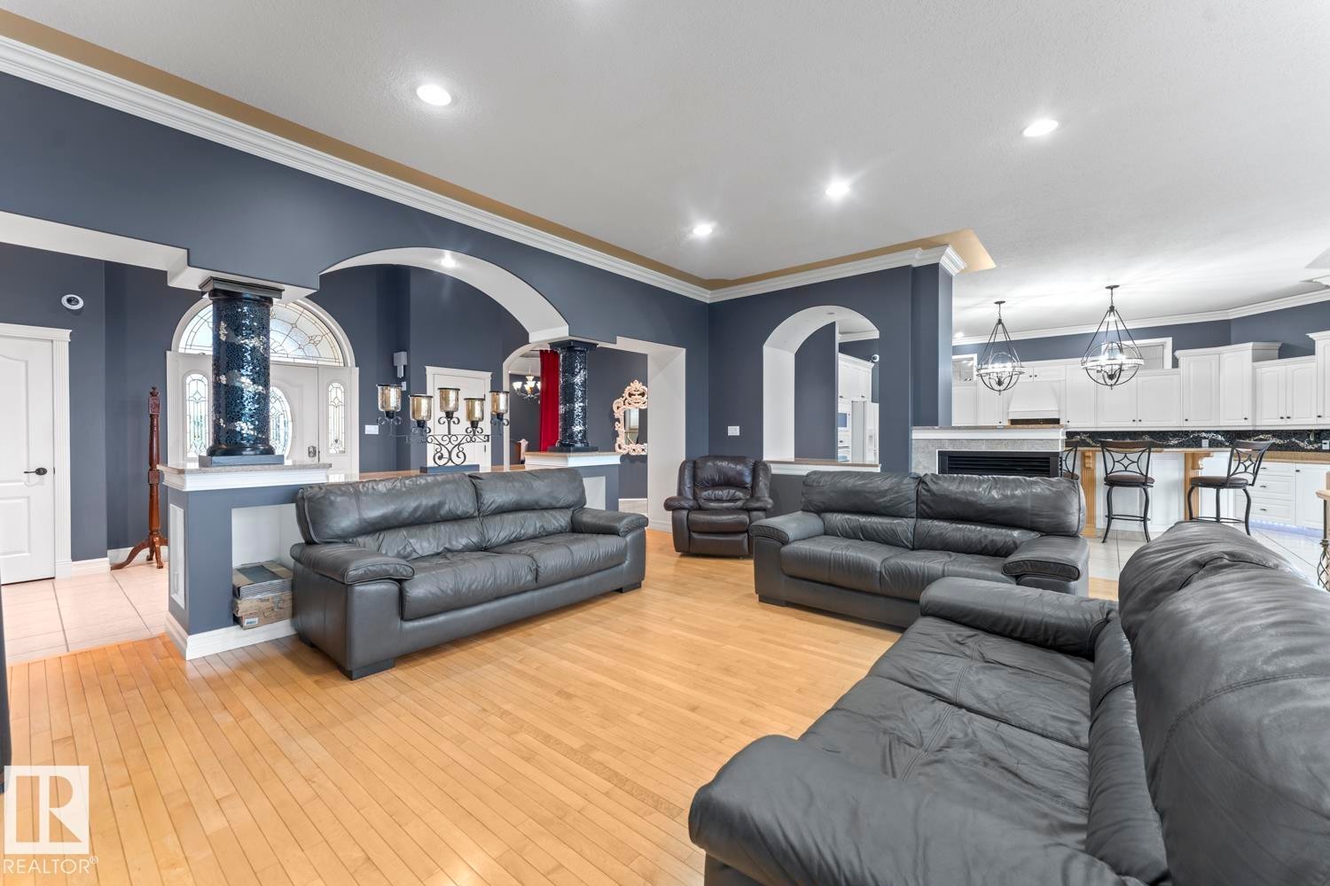 3006 Wayne Way, Cold Lake, AB - Indoor Photo Showing Other Room