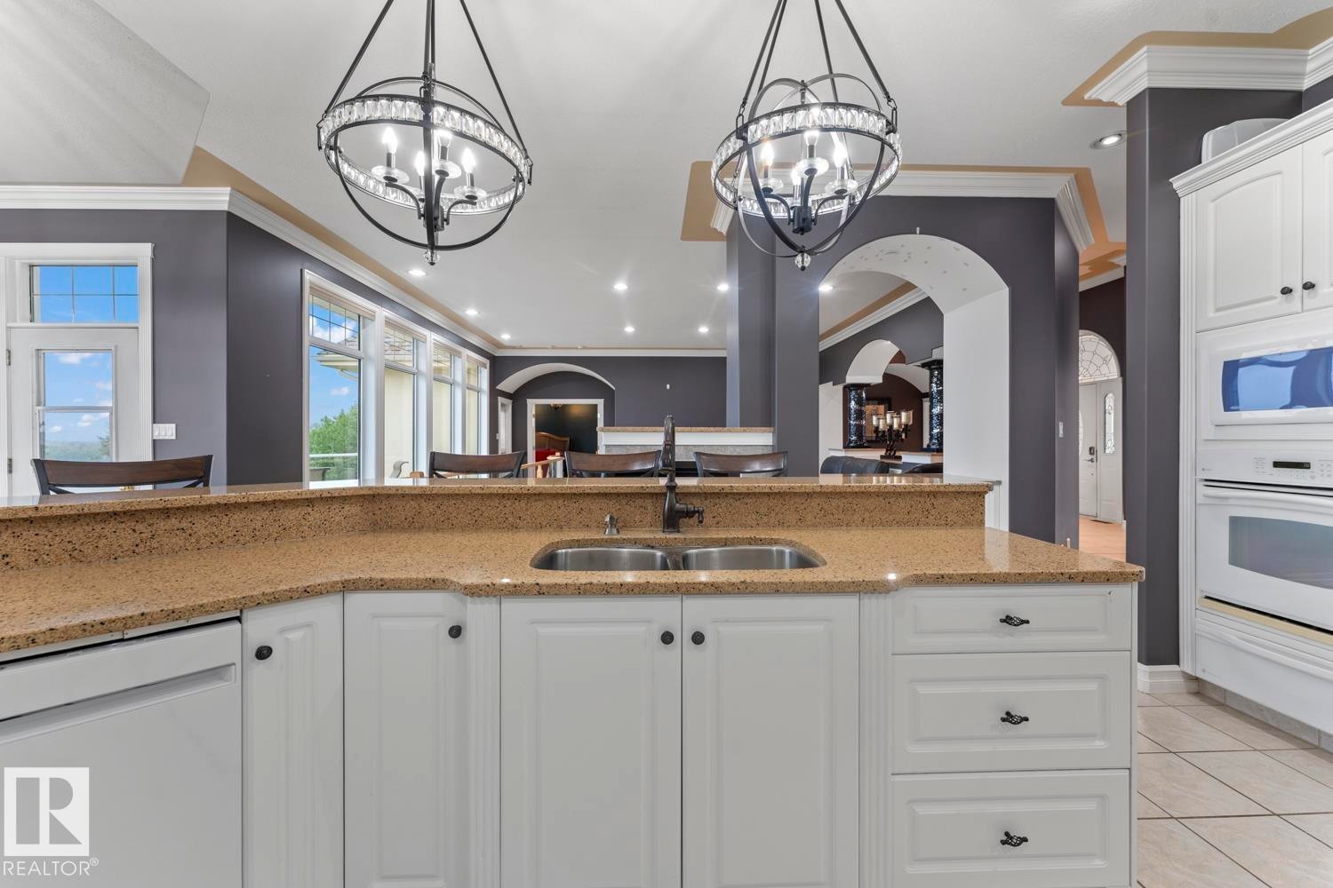 3006 Wayne Way, Cold Lake, AB - Indoor Photo Showing Kitchen With Double Sink