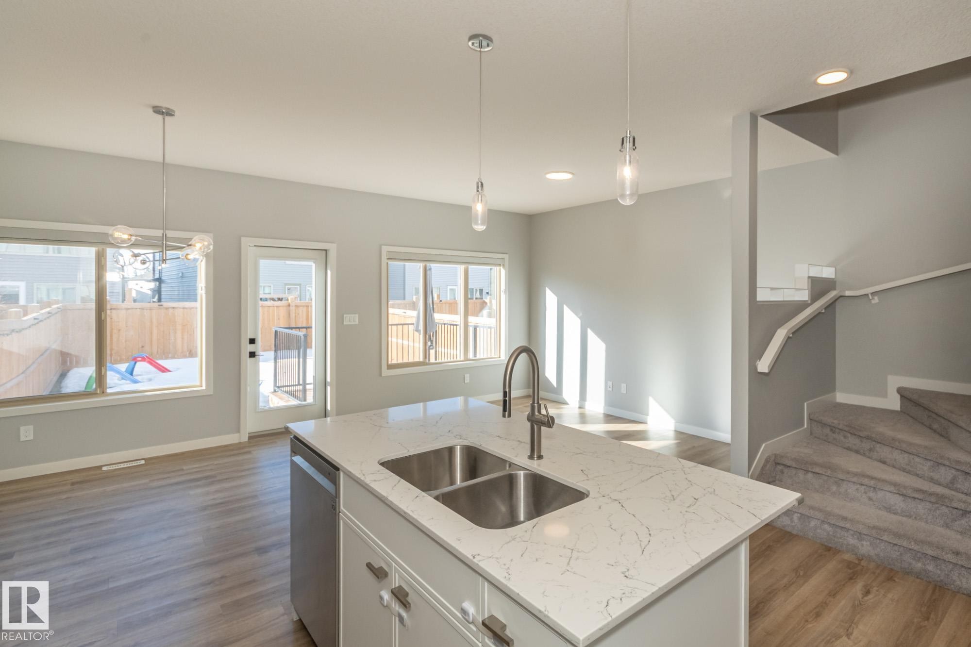 103 Garneau Gate, Spruce Grove, AB - Indoor Photo Showing Kitchen With Double Sink