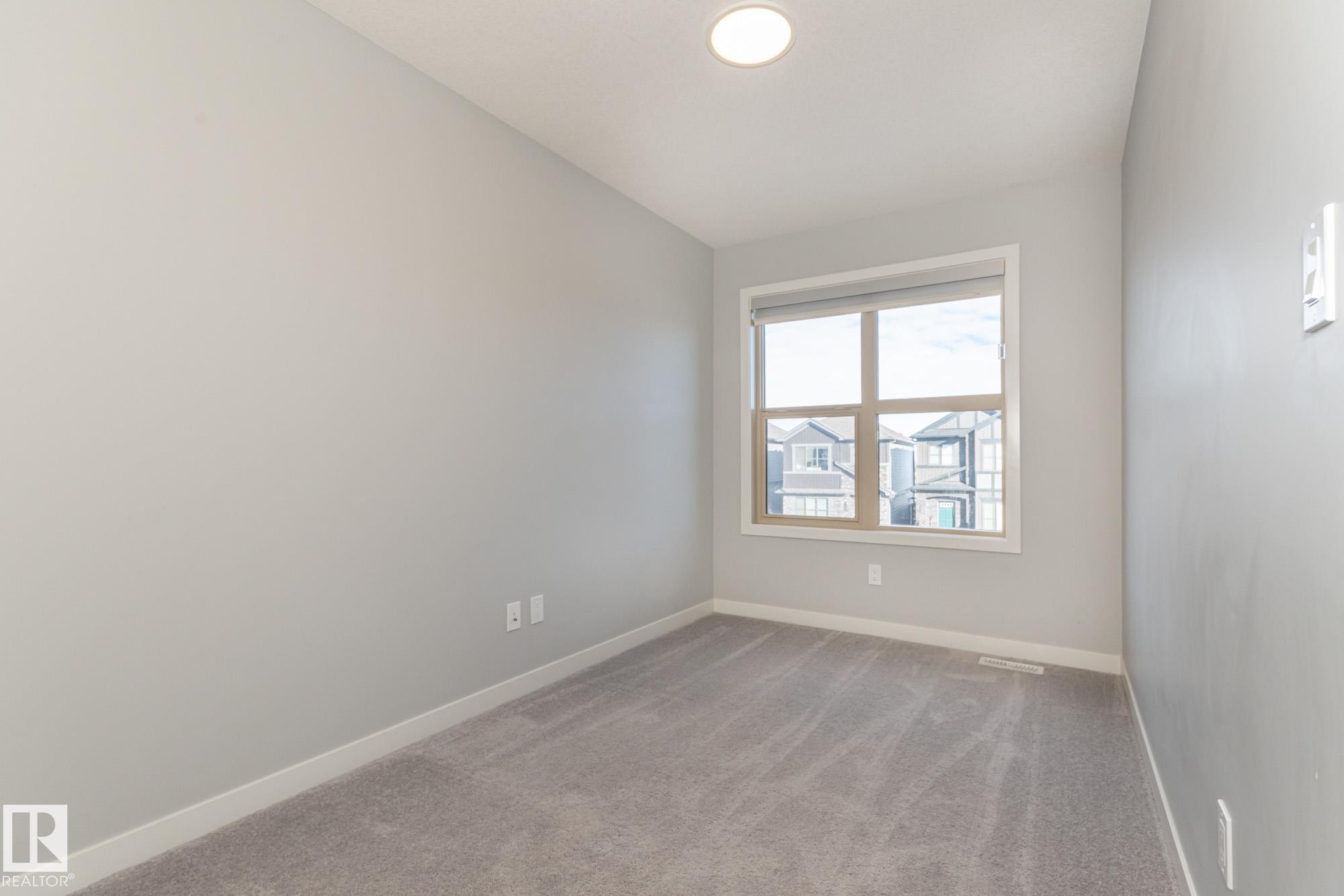 103 Garneau Gate, Spruce Grove, AB - Indoor Photo Showing Other Room