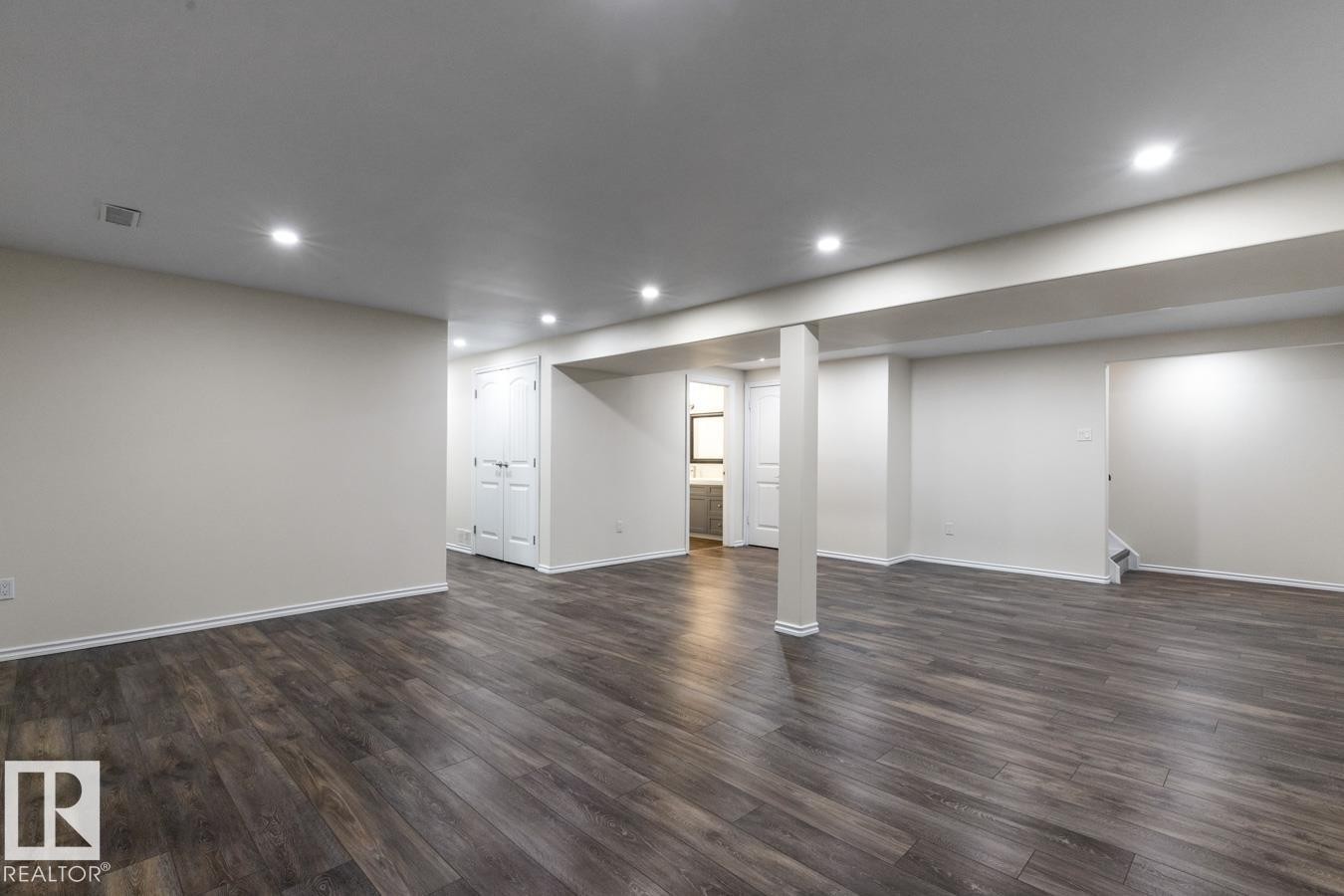 4308 35 Avenue, Leduc, AB - Indoor