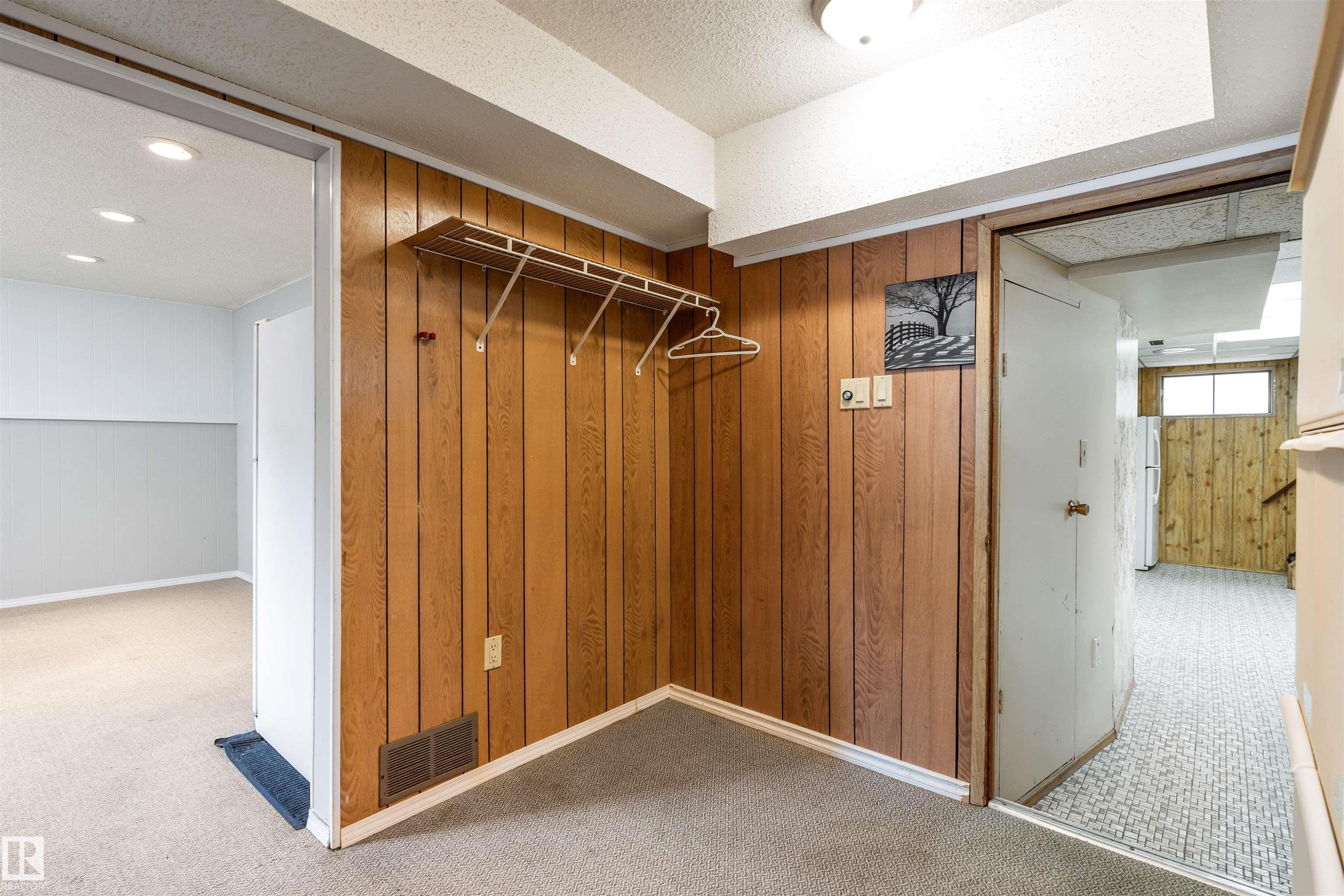 52 Belmont Drive, St. Albert, AB - Indoor Photo Showing Other Room